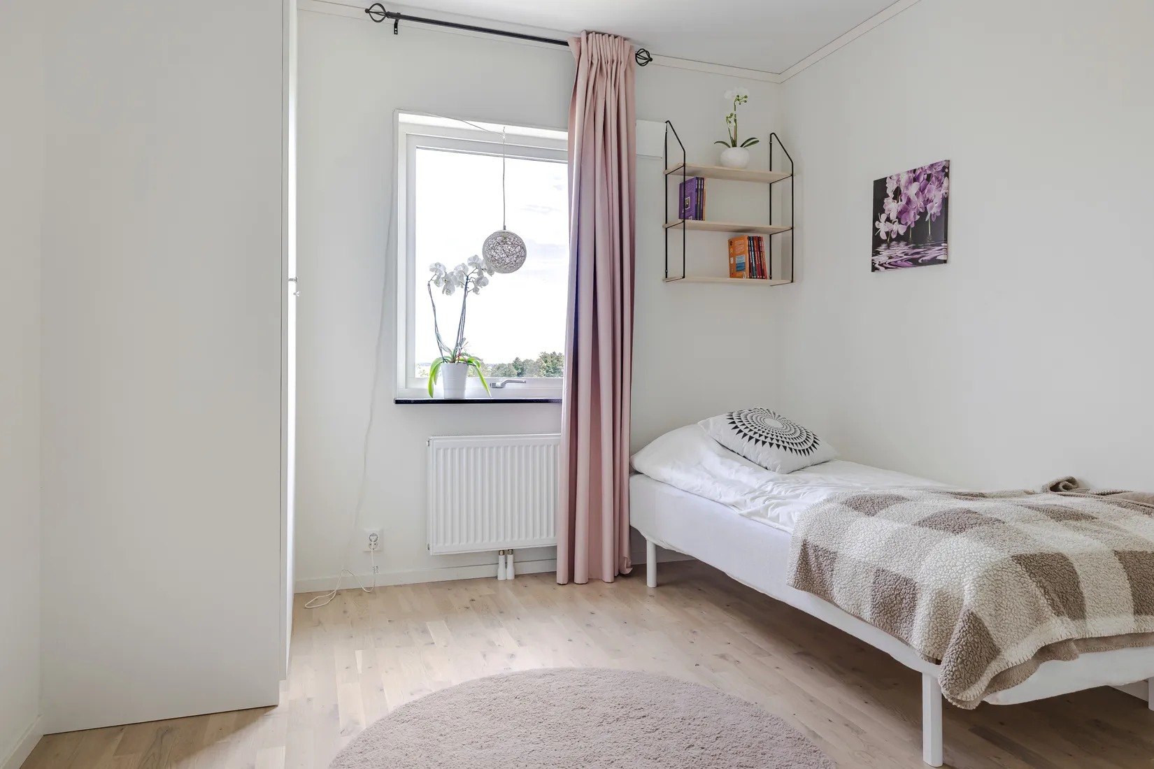 Radhus, Hårdvallsliden 32, Berg, Linköping