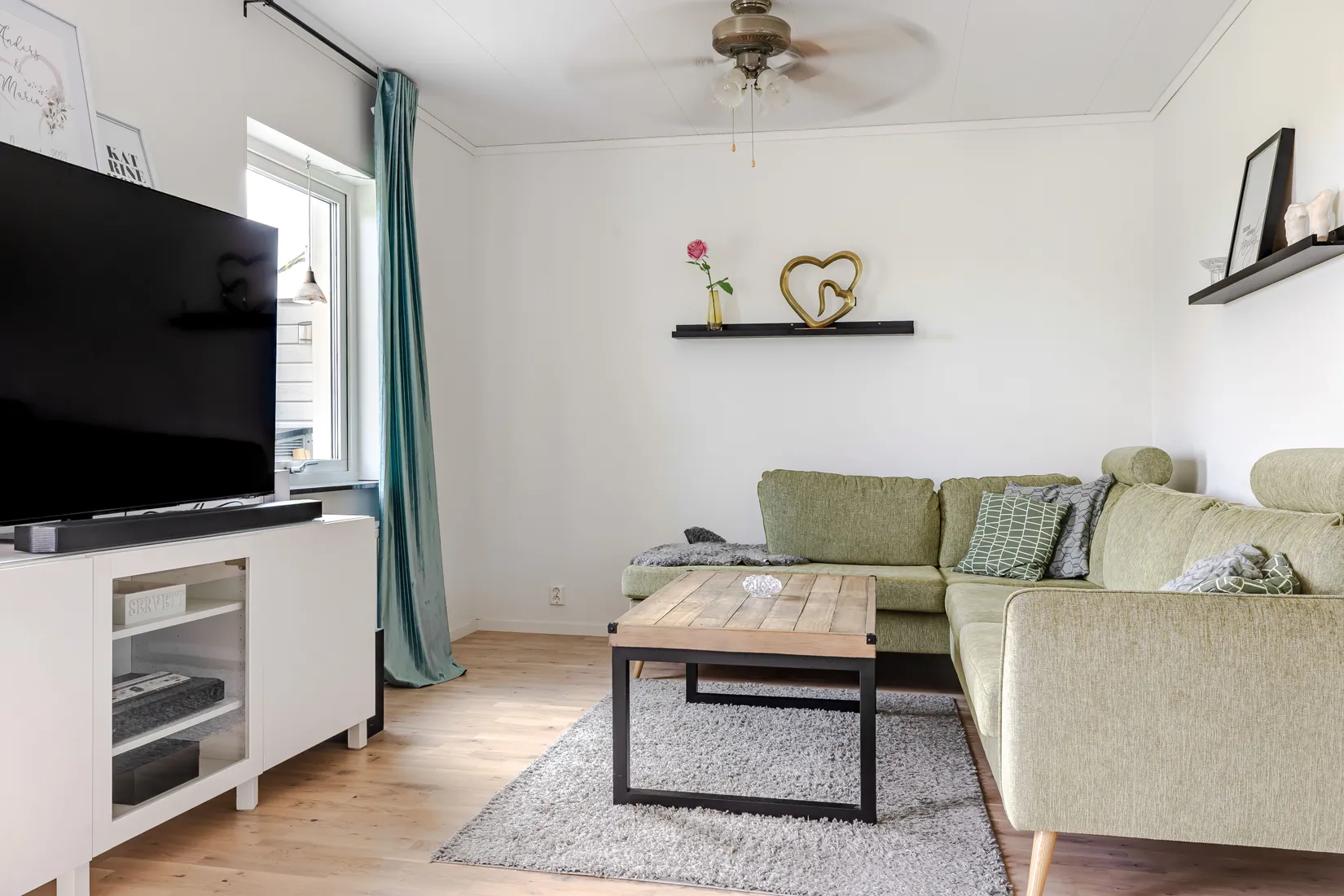 Radhus, Hårdvallsliden 32, Berg, Linköping