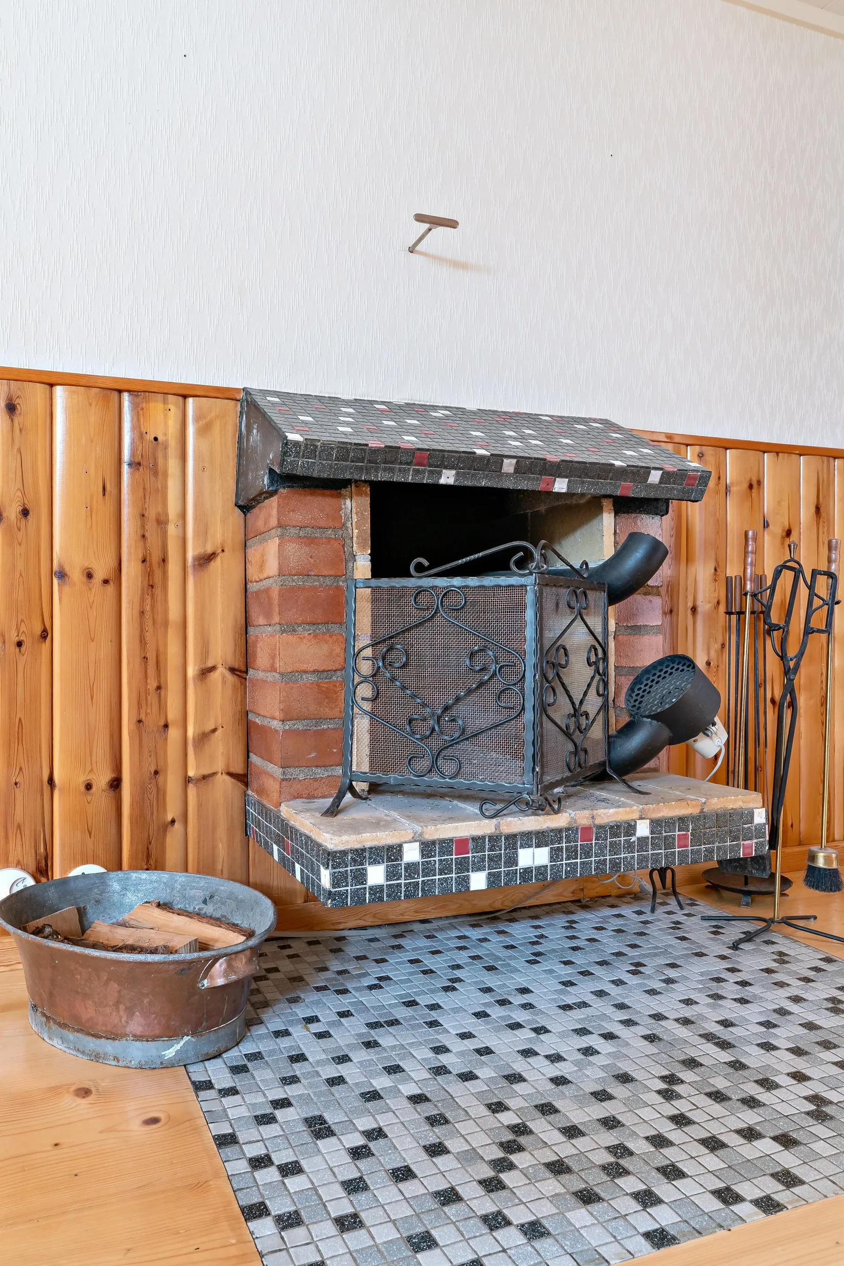 Villa, Mellanvägen 8A, Solsidan, Ludvika