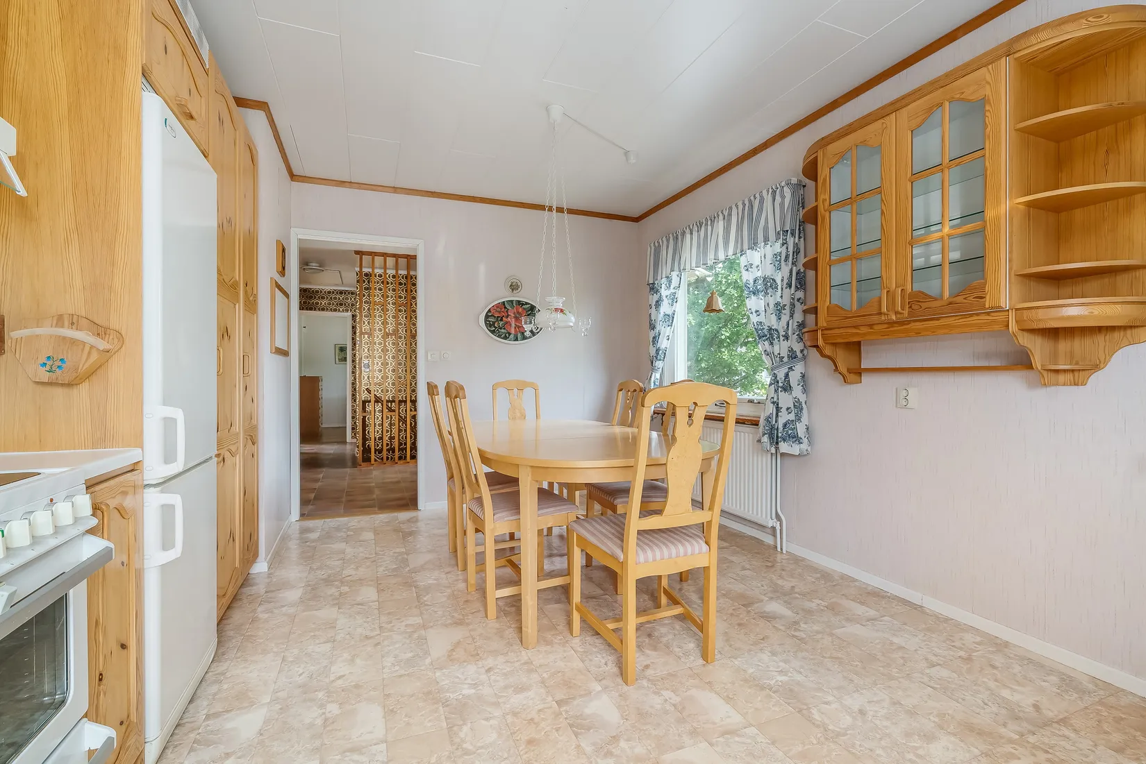 Villa, Mellanvägen 8A, Solsidan, Ludvika