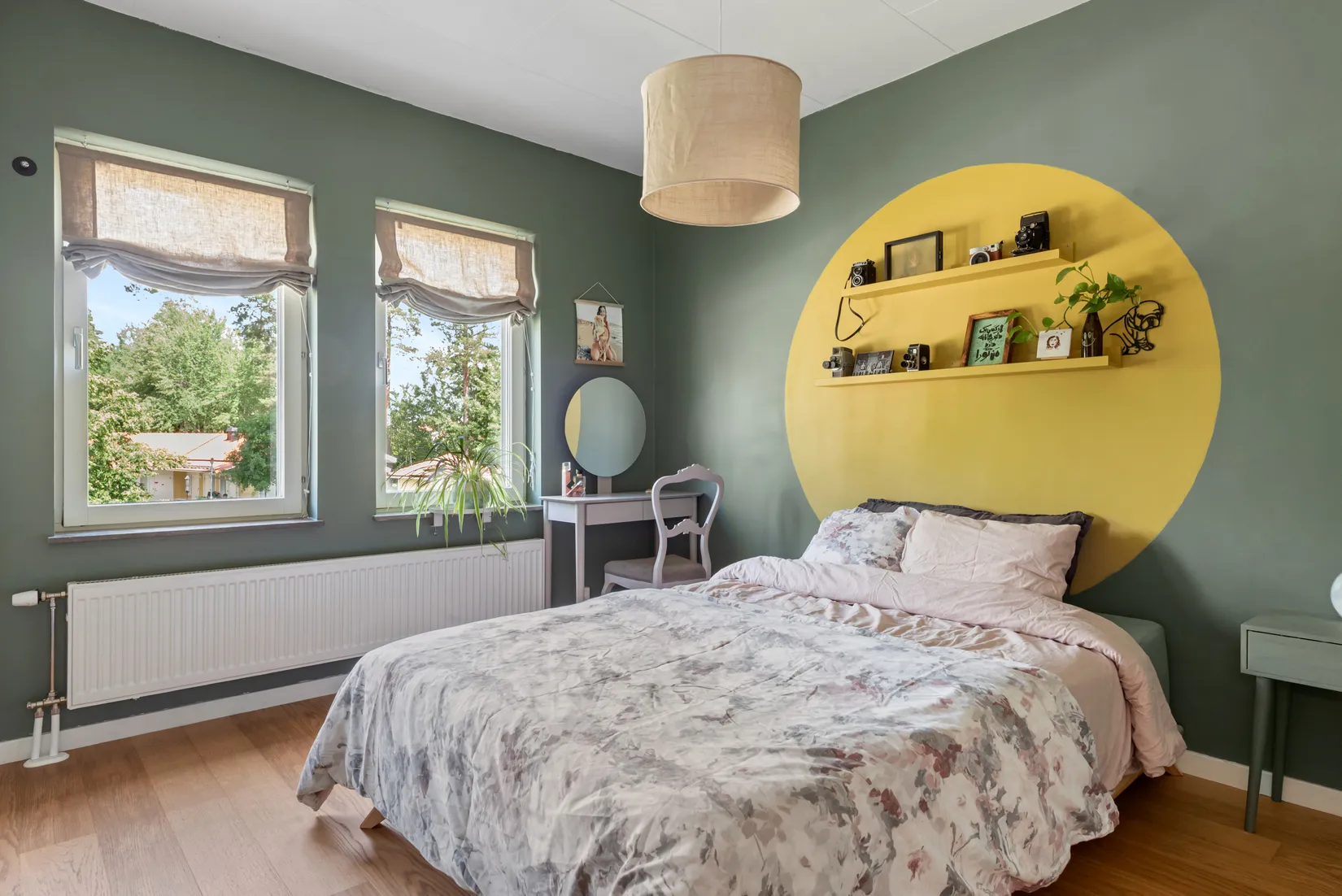 Radhus, Sandborgsslingan 44c, Täby Kyrkby, Täby