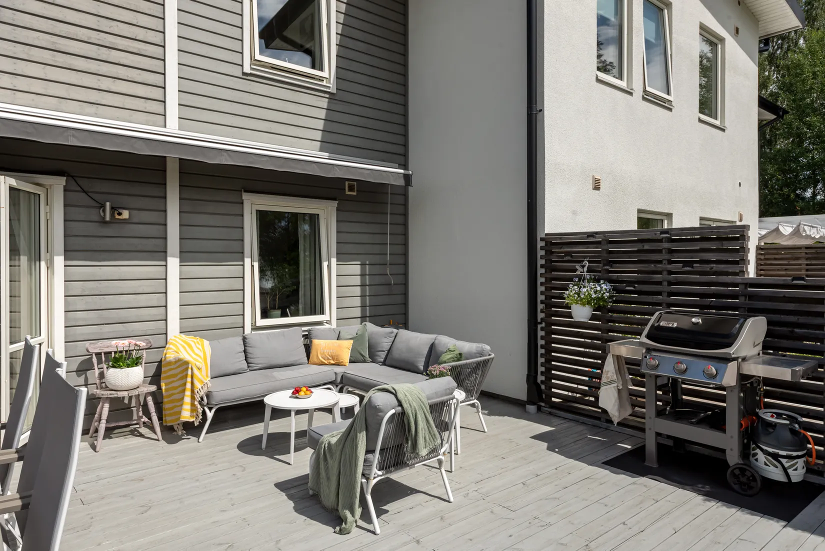 Radhus, Sandborgsslingan 44c, Täby Kyrkby, Täby