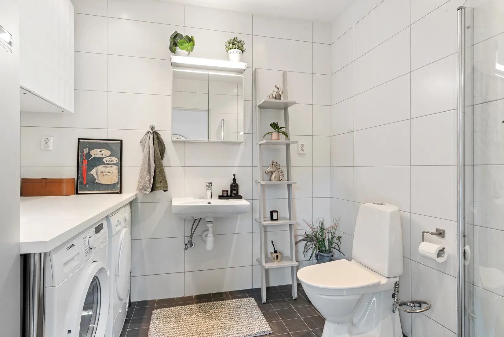 Radhus, Sandborgsslingan 44c, Täby Kyrkby, Täby