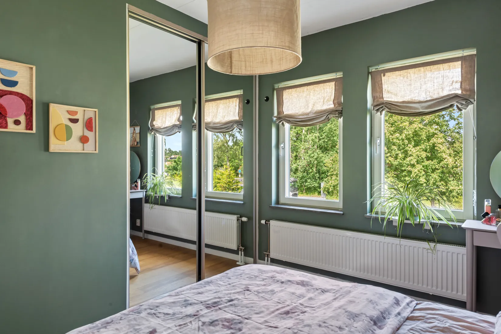 Radhus, Sandborgsslingan 44c, Täby Kyrkby, Täby