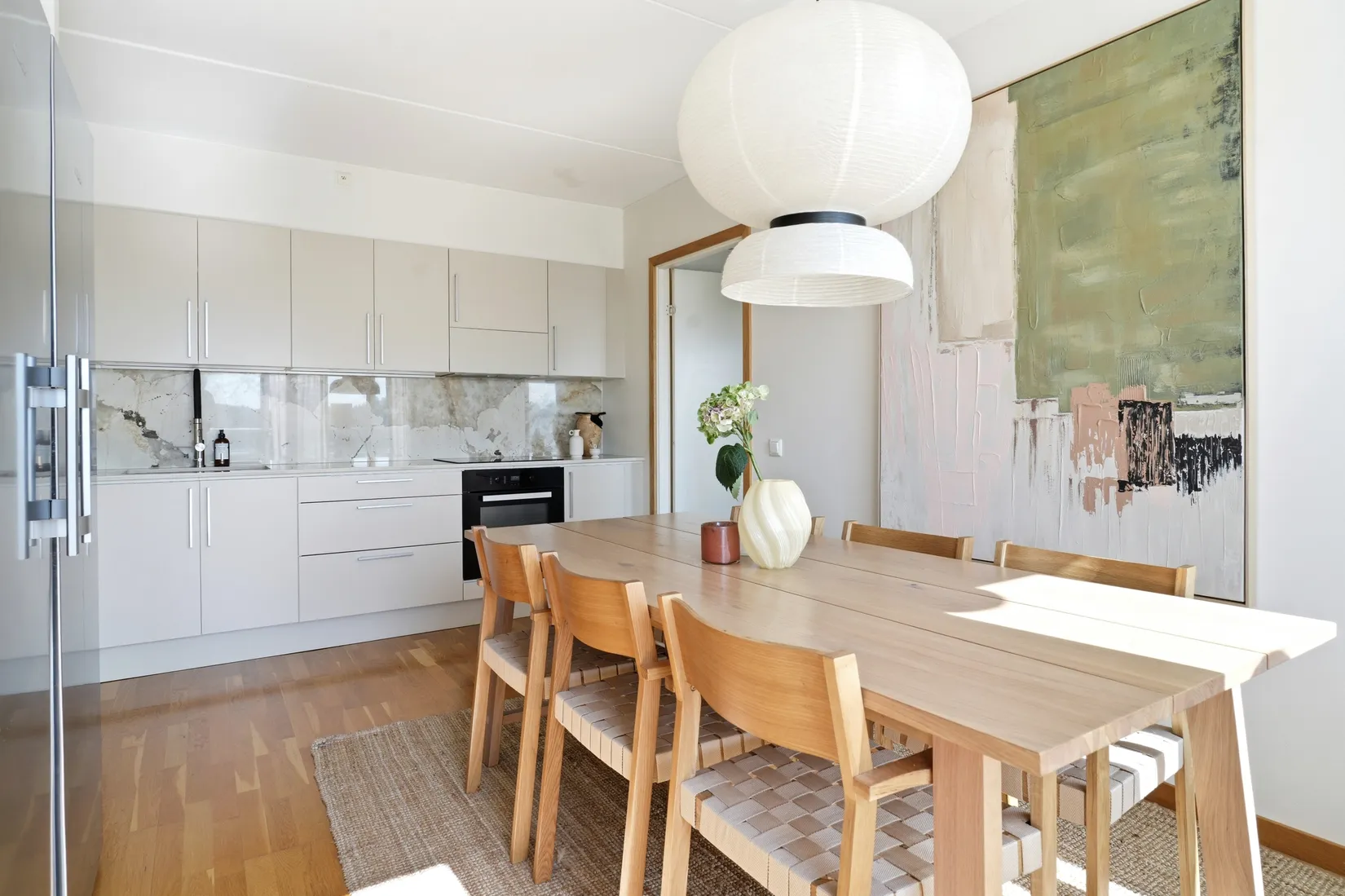 Bostadsrätt, Allén två - Högst upp i huset i Mölnlycke Centrum, Mölnlycke, Härryda
