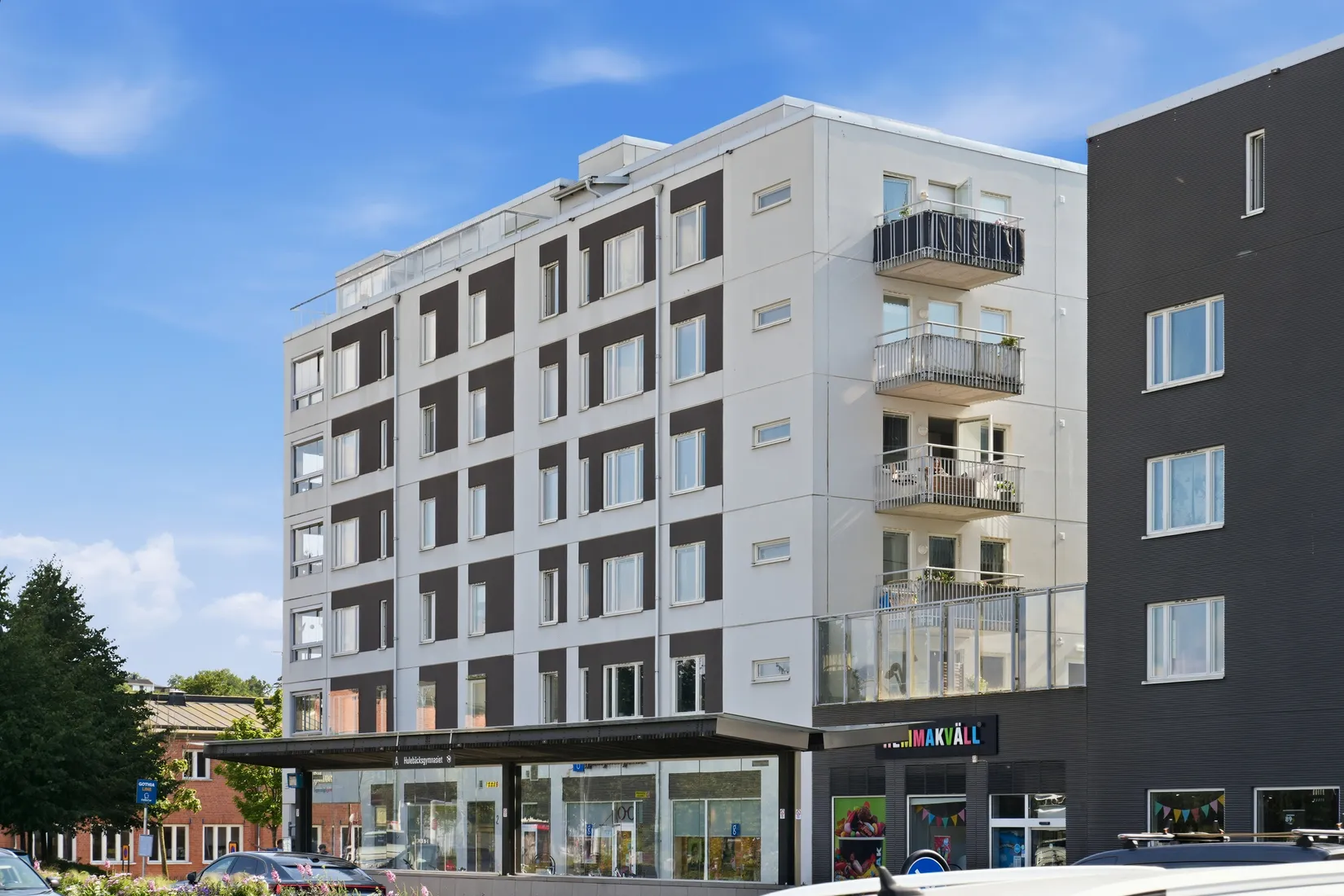 Bostadsrätt, Allén två - Högst upp i huset i Mölnlycke Centrum, Mölnlycke, Härryda