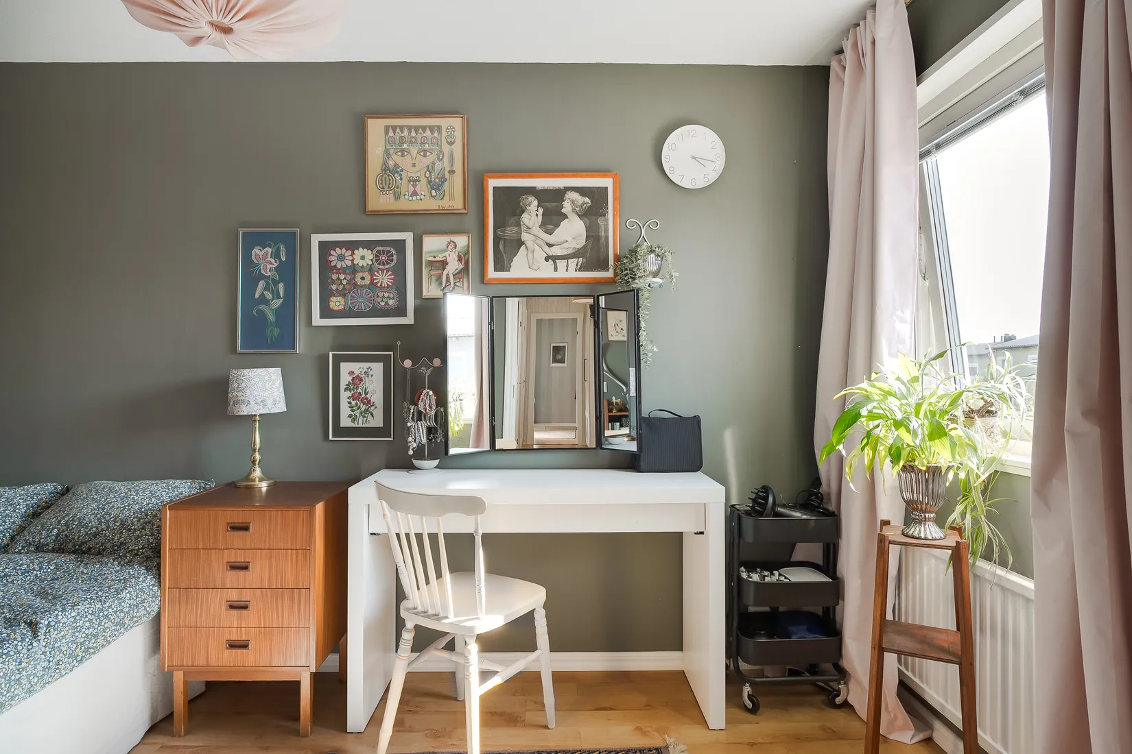 Radhus, Albert Engströms gata 44, Klockaretorpet, Norrköping