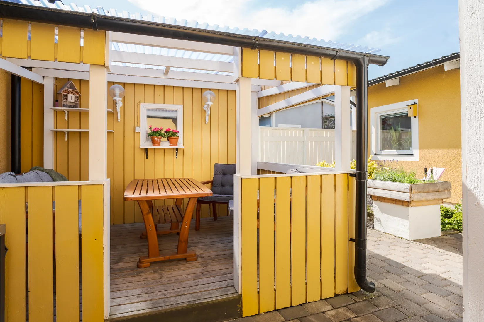 Radhus, Albert Engströms gata 44, Klockaretorpet, Norrköping