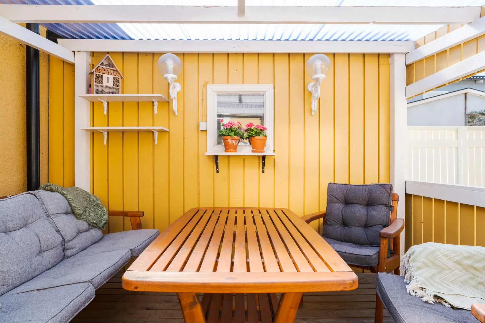 Radhus, Albert Engströms gata 44, Klockaretorpet, Norrköping