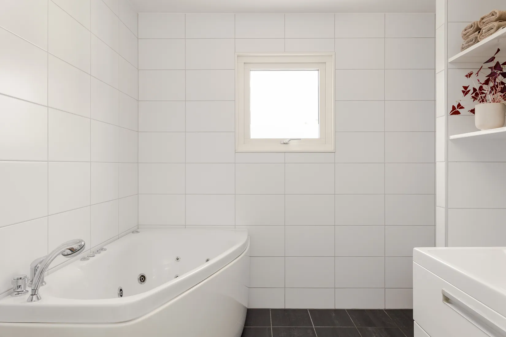 Radhus, Östratorpsvägen 23, Hov, Växjö