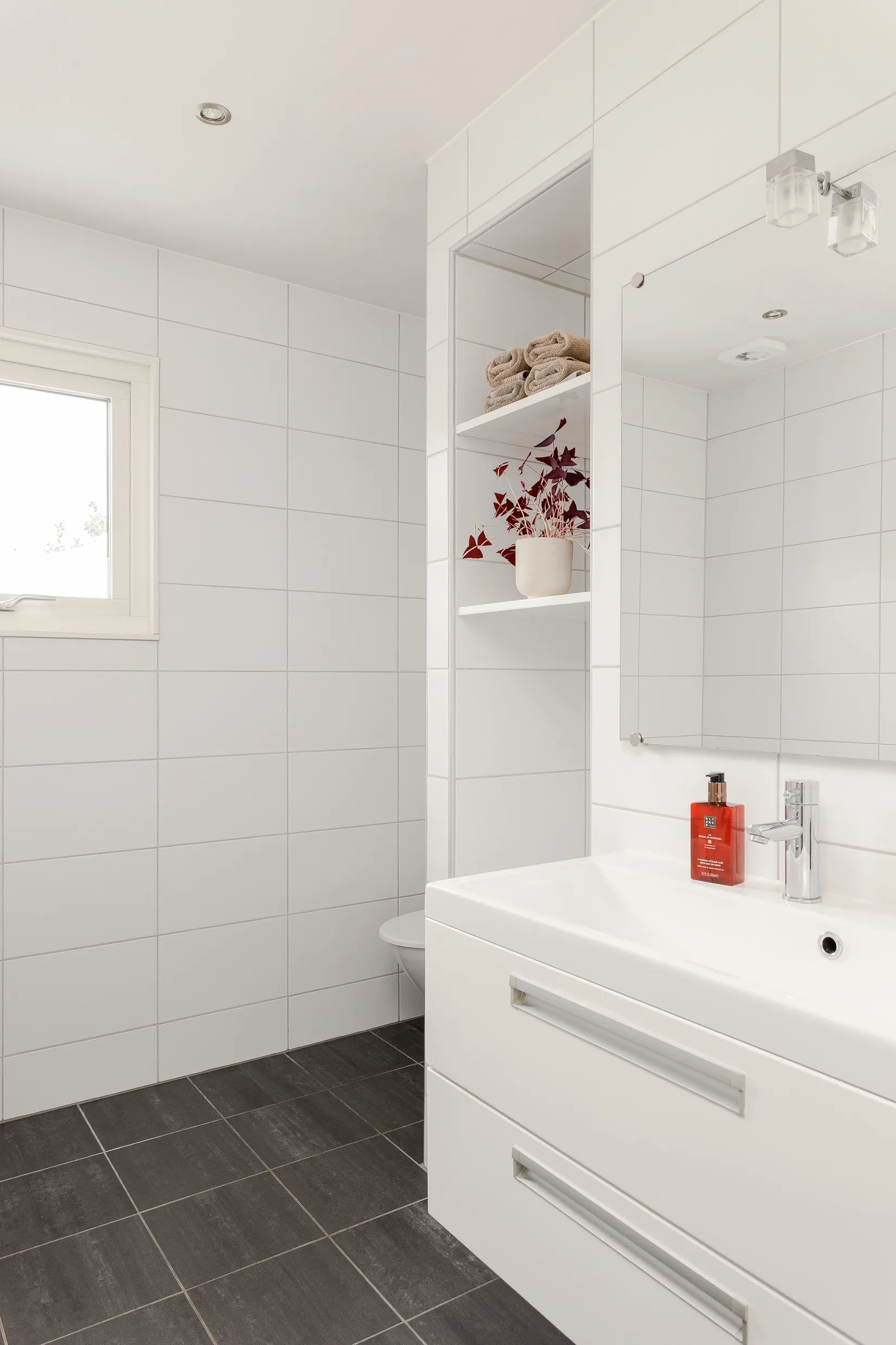 Radhus, Östratorpsvägen 23, Hov, Växjö