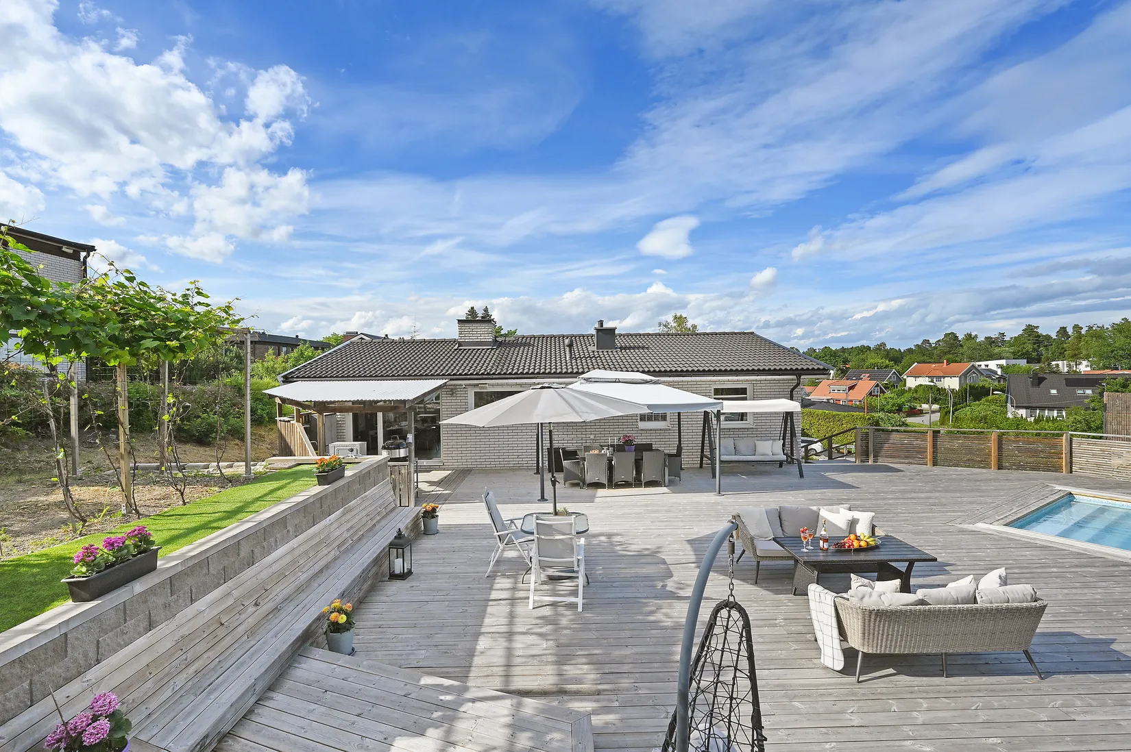Villa, Hällvägen 9, Västra Jakobsberg, Järfälla