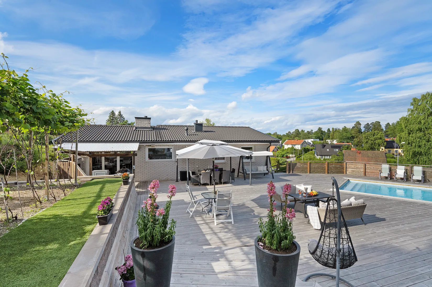 Villa, Hällvägen 9, Västra Jakobsberg, Järfälla