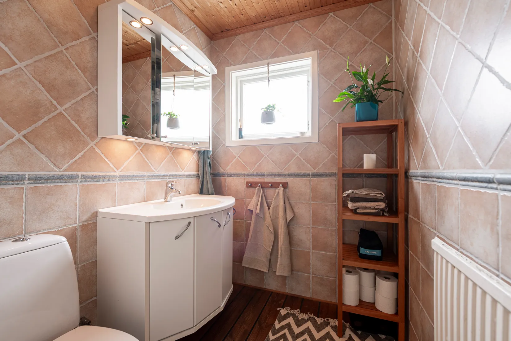 Villa, Snorregatan 10, Irsta, Västerås