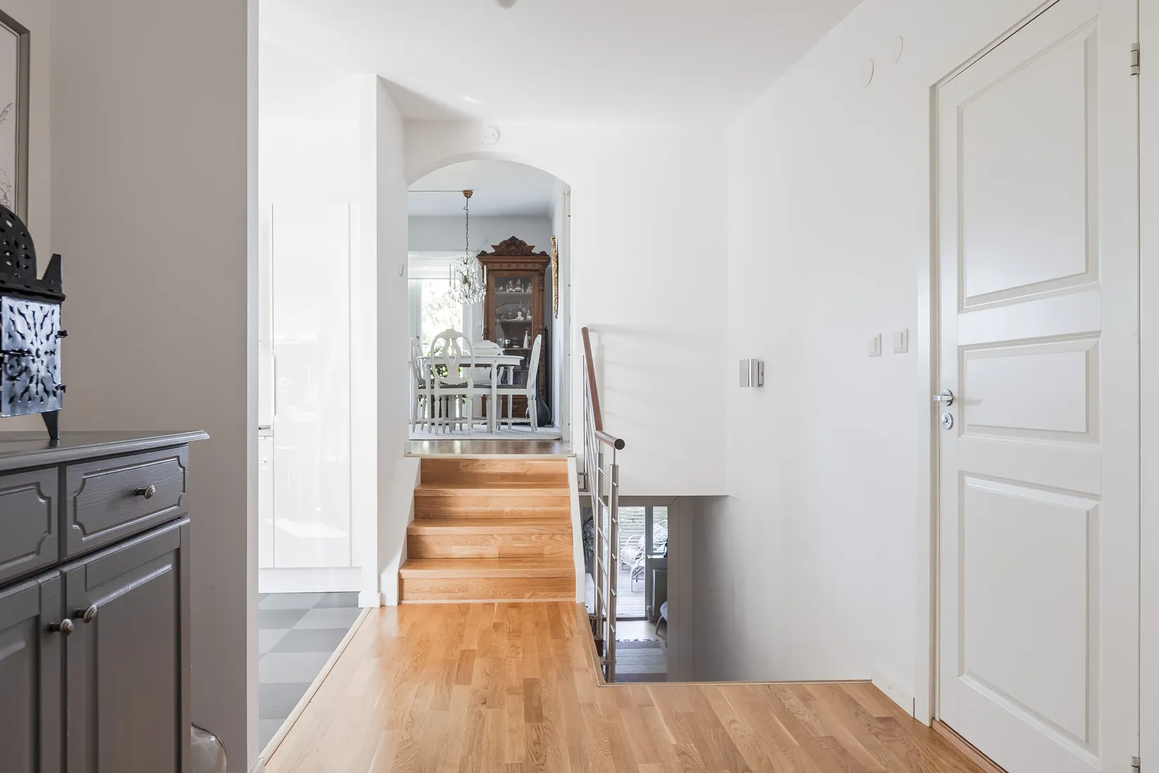 Radhus, Östra Hasselbacken 15, Huskvarna Jöransberg, Jönköping