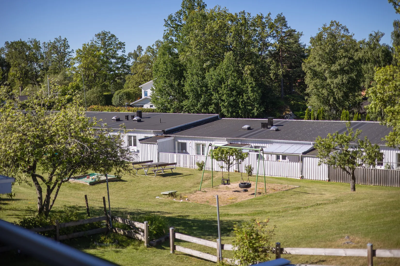 Radhus, Östra Hasselbacken 15, Huskvarna Jöransberg, Jönköping