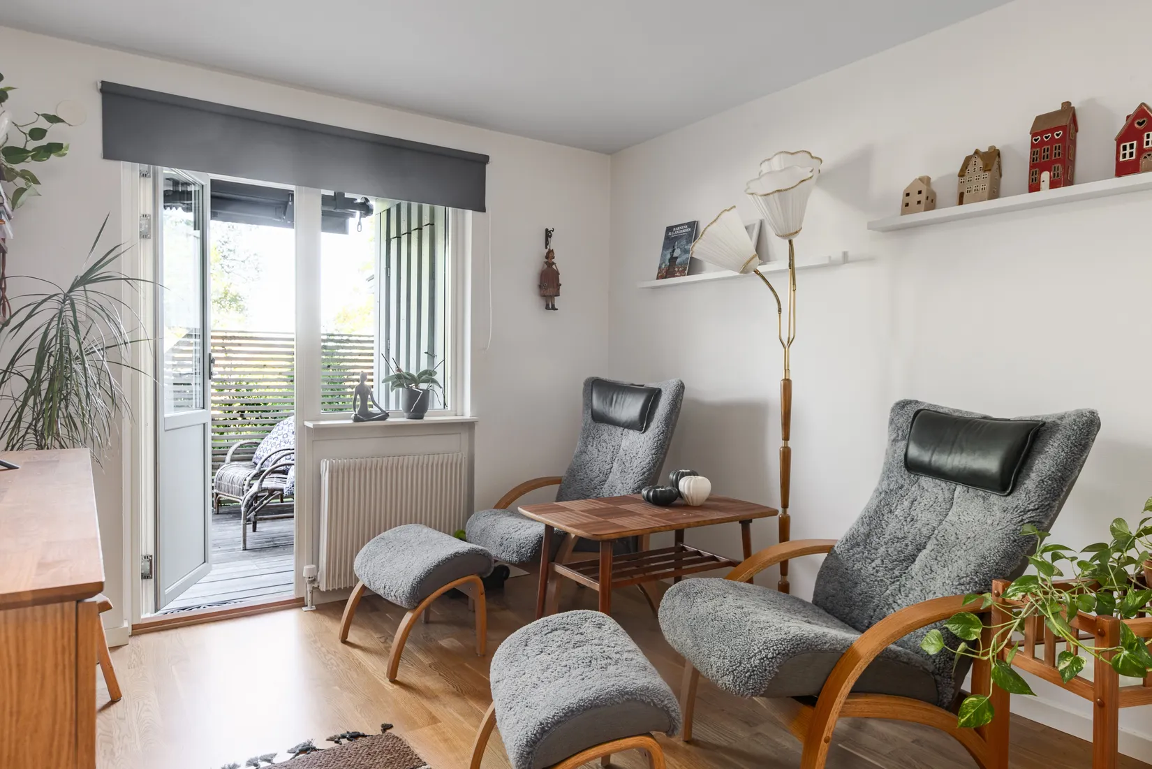 Radhus, Östra Hasselbacken 15, Huskvarna Jöransberg, Jönköping