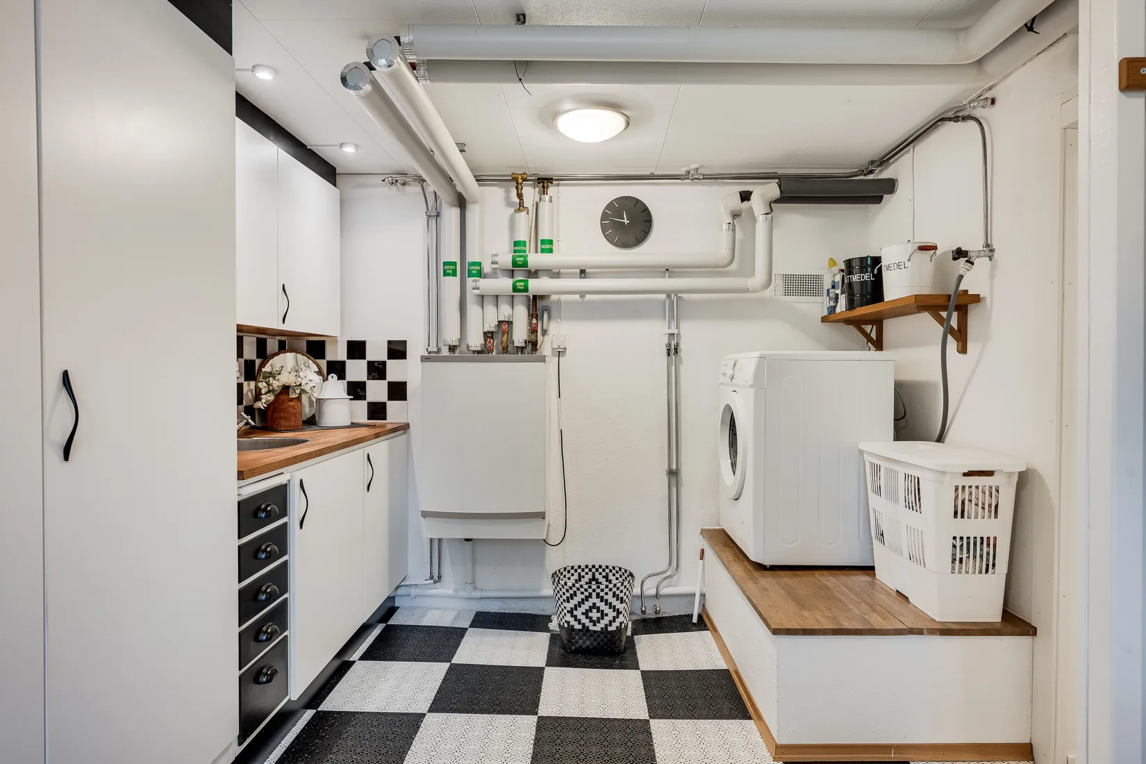 Radhus, Rönngatan 33, Hälletorp, Härnösand