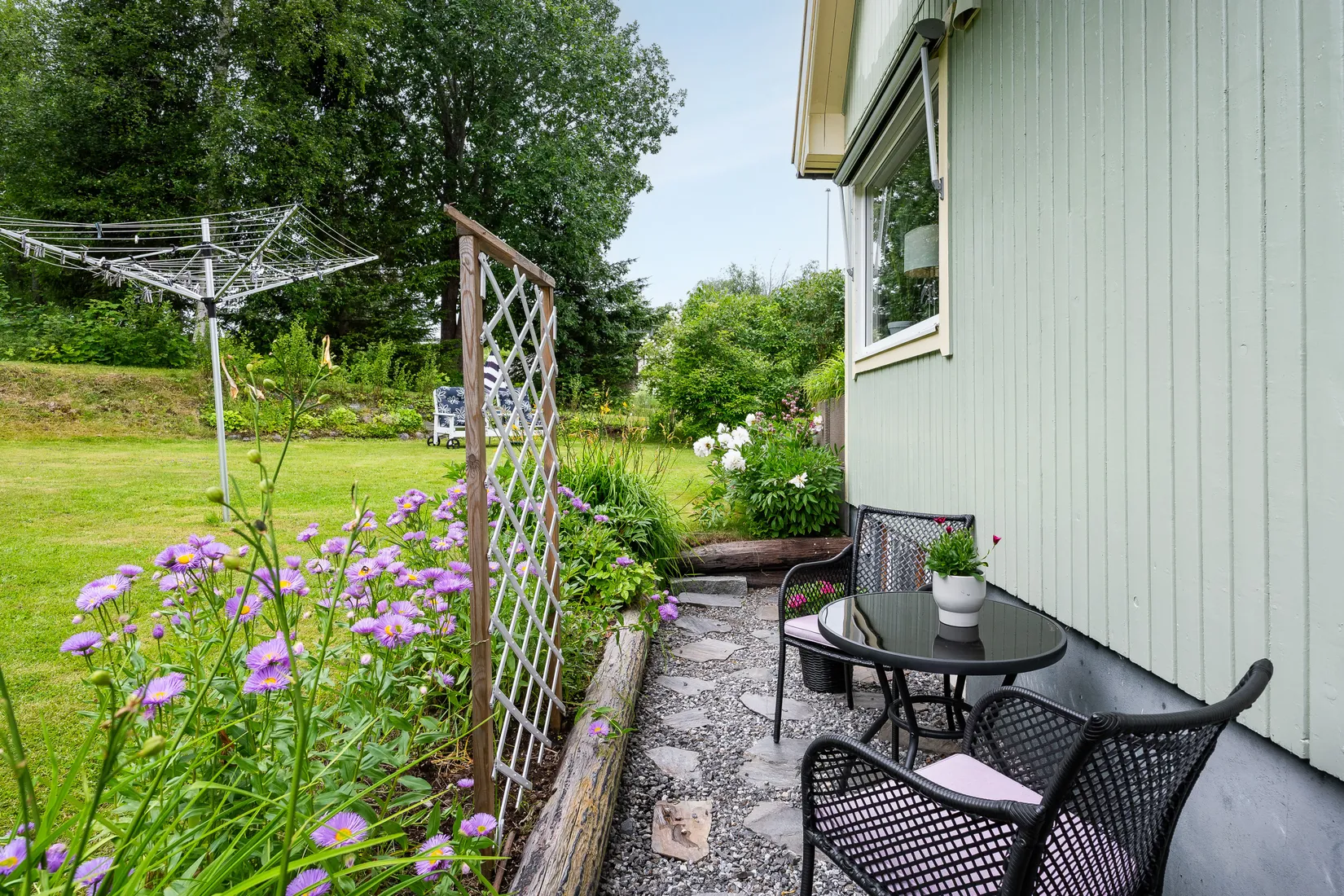Radhus, Rönngatan 33, Hälletorp, Härnösand