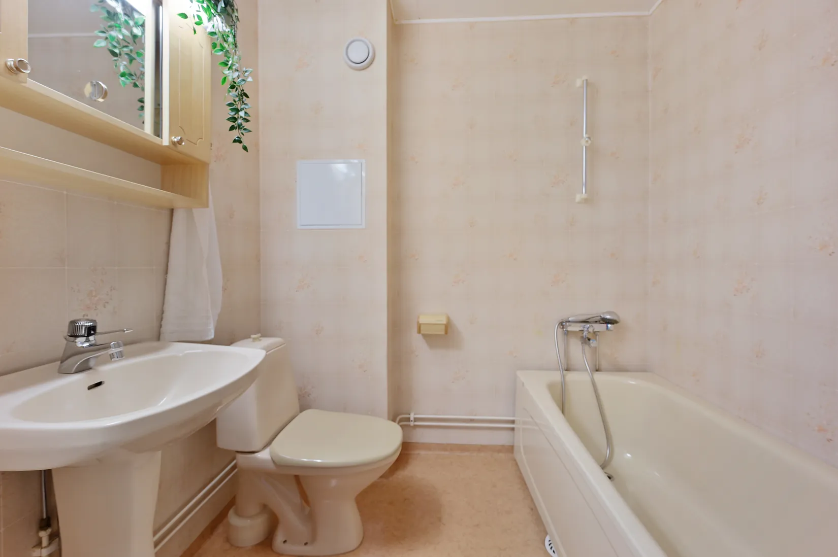 Radhus, Småbjörksvägen 35, Bromsten, Stockholm