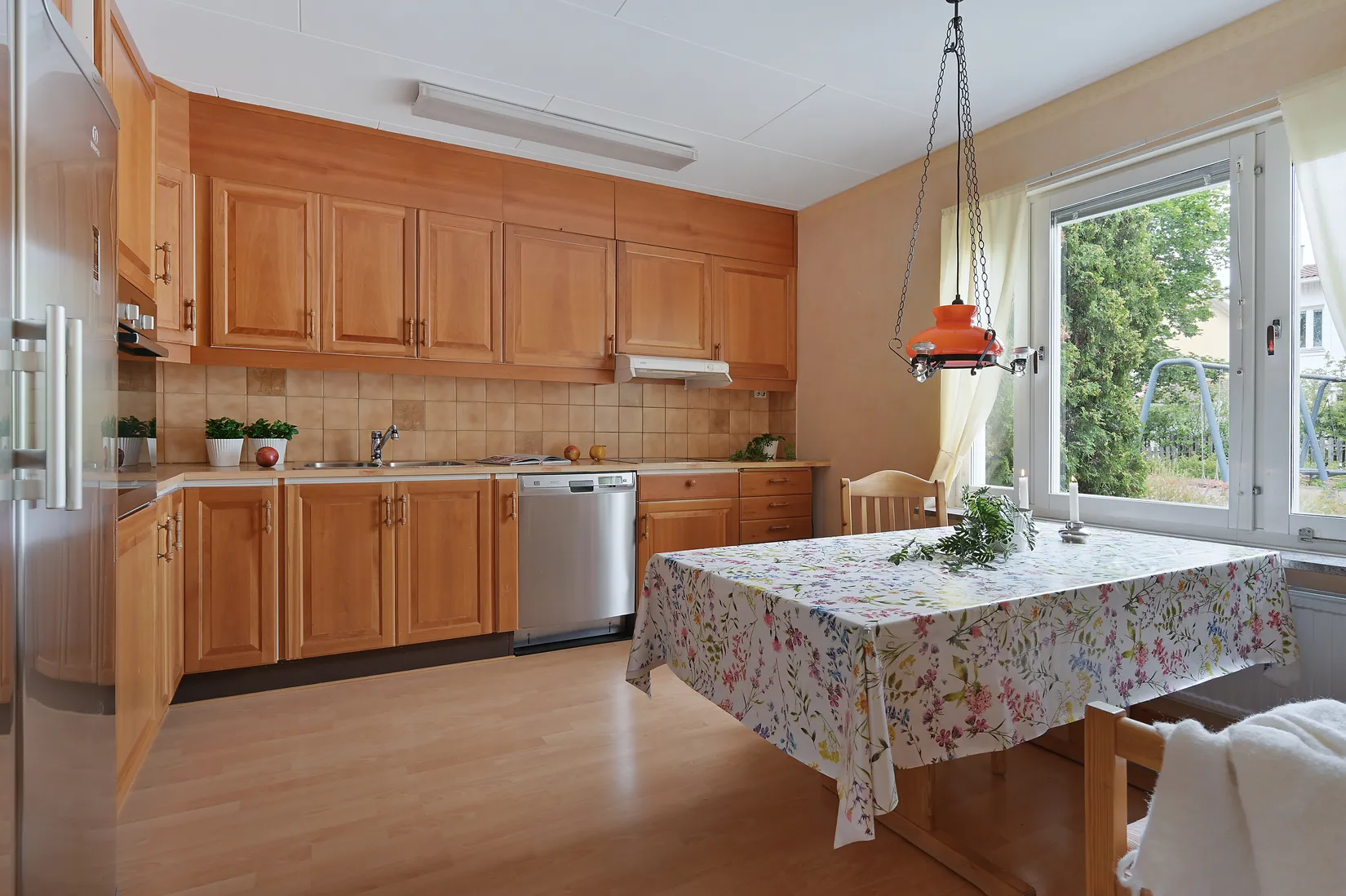 Radhus, Småbjörksvägen 35, Bromsten, Stockholm