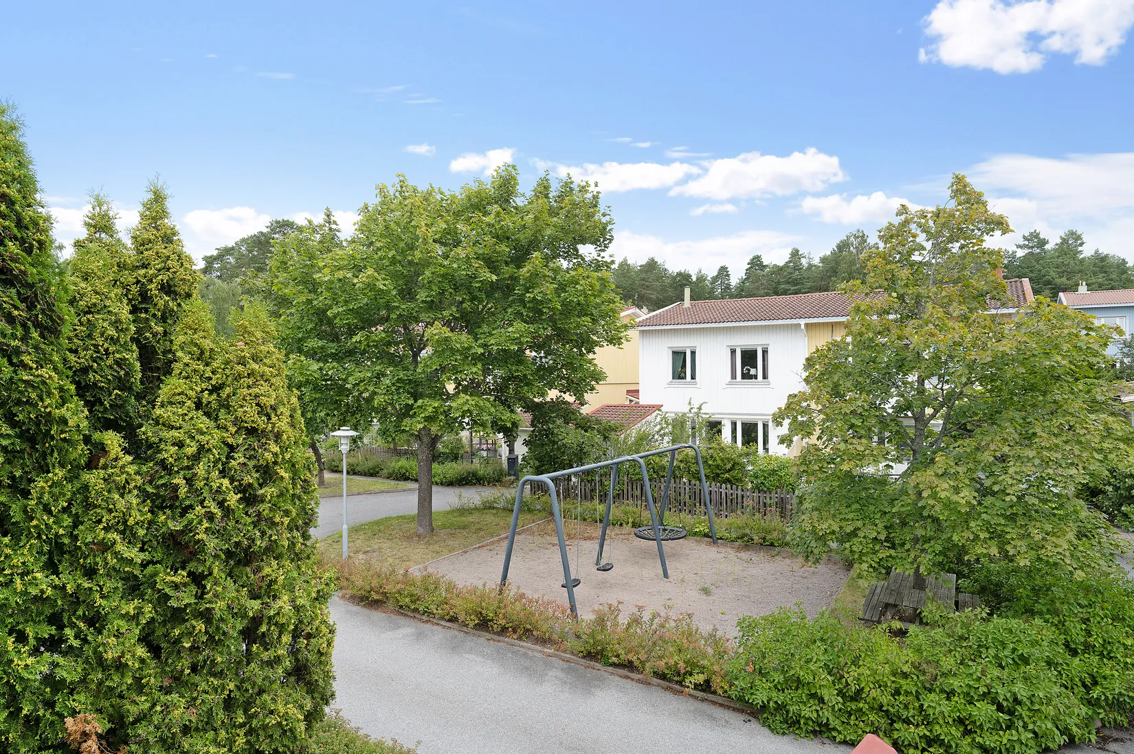 Radhus, Småbjörksvägen 35, Bromsten, Stockholm