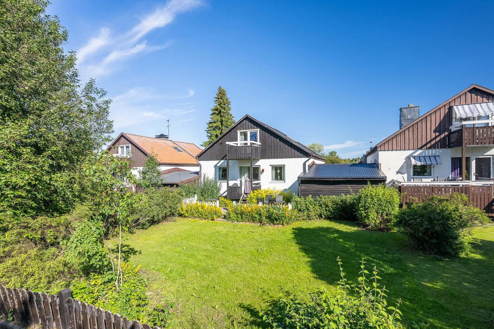 Radhus, Johannelundsvägen 24, Sofiehem, Umeå