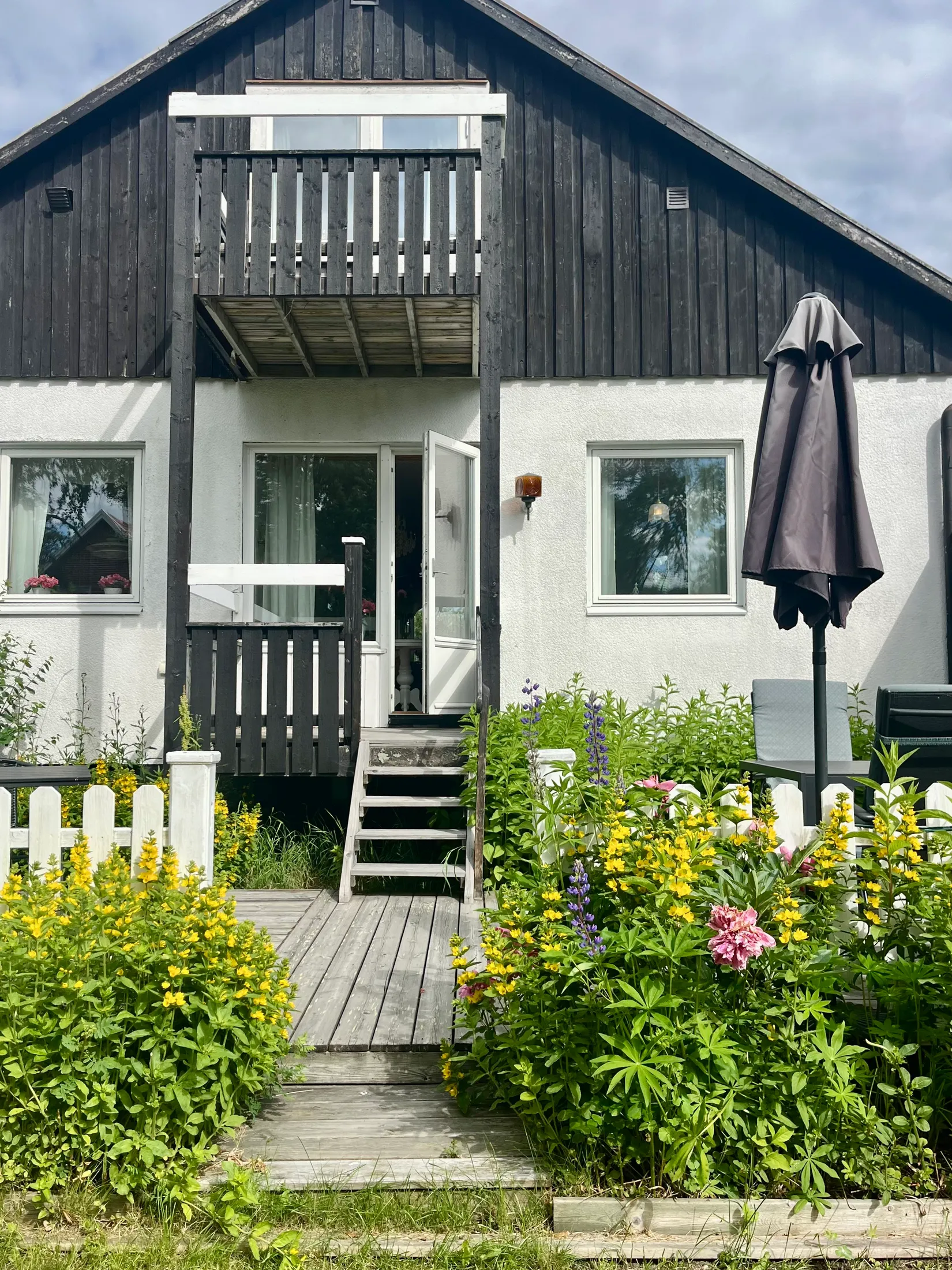 Radhus, Johannelundsvägen 24, Sofiehem, Umeå