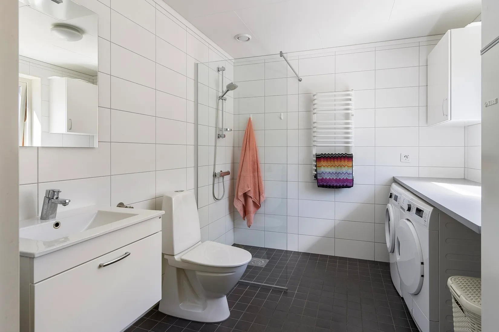 Radhus, Åkerholmsgatan 25, Barkarö, Västerås