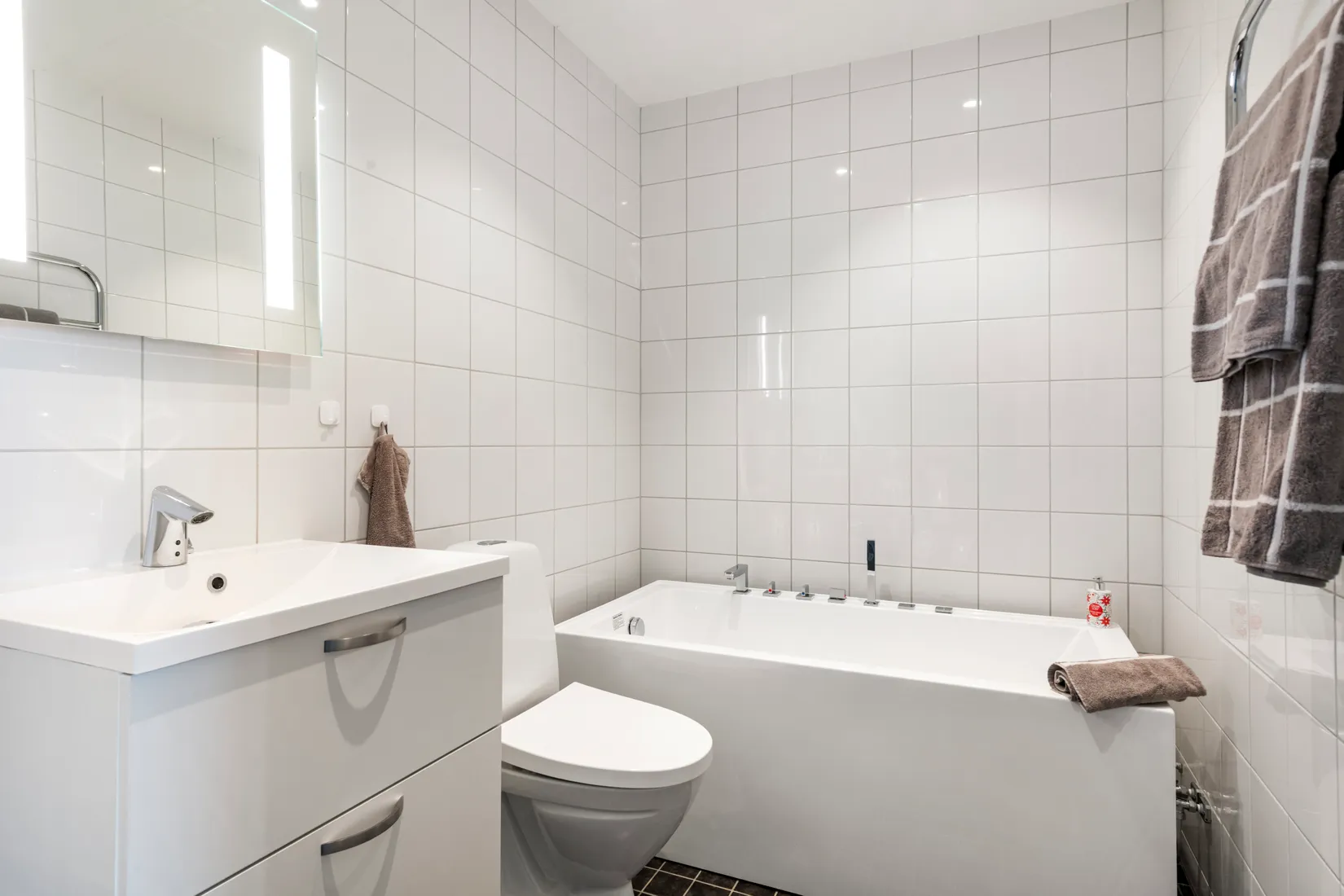 Radhus, Artemisvägen 2B, Rimbo - Västertorp, Norrtälje