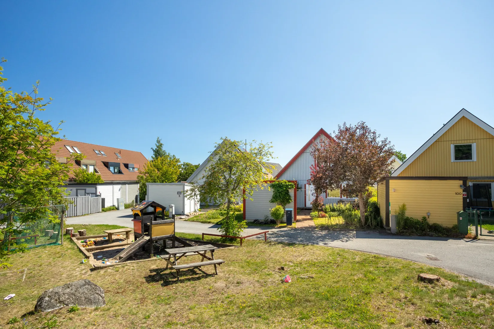 Villa, Trumpetvägen 102, Viksjö Hummelmora, Järfälla