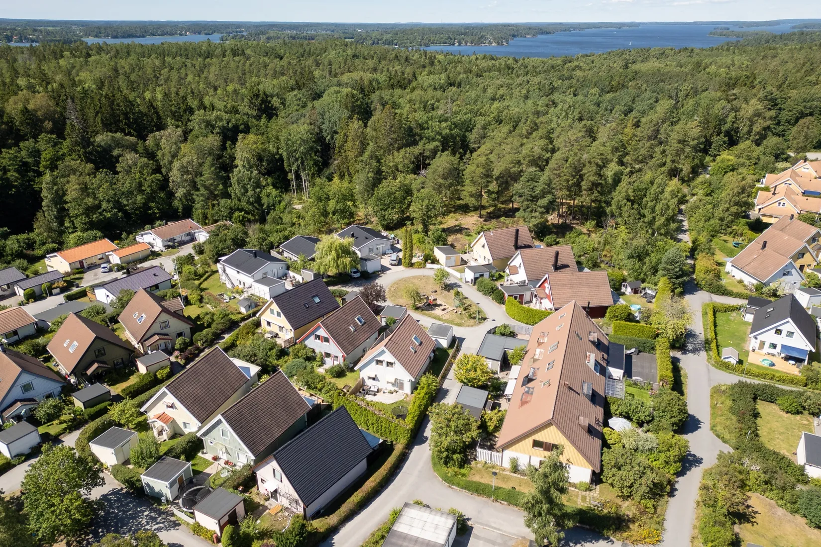 Villa, Trumpetvägen 102, Viksjö Hummelmora, Järfälla