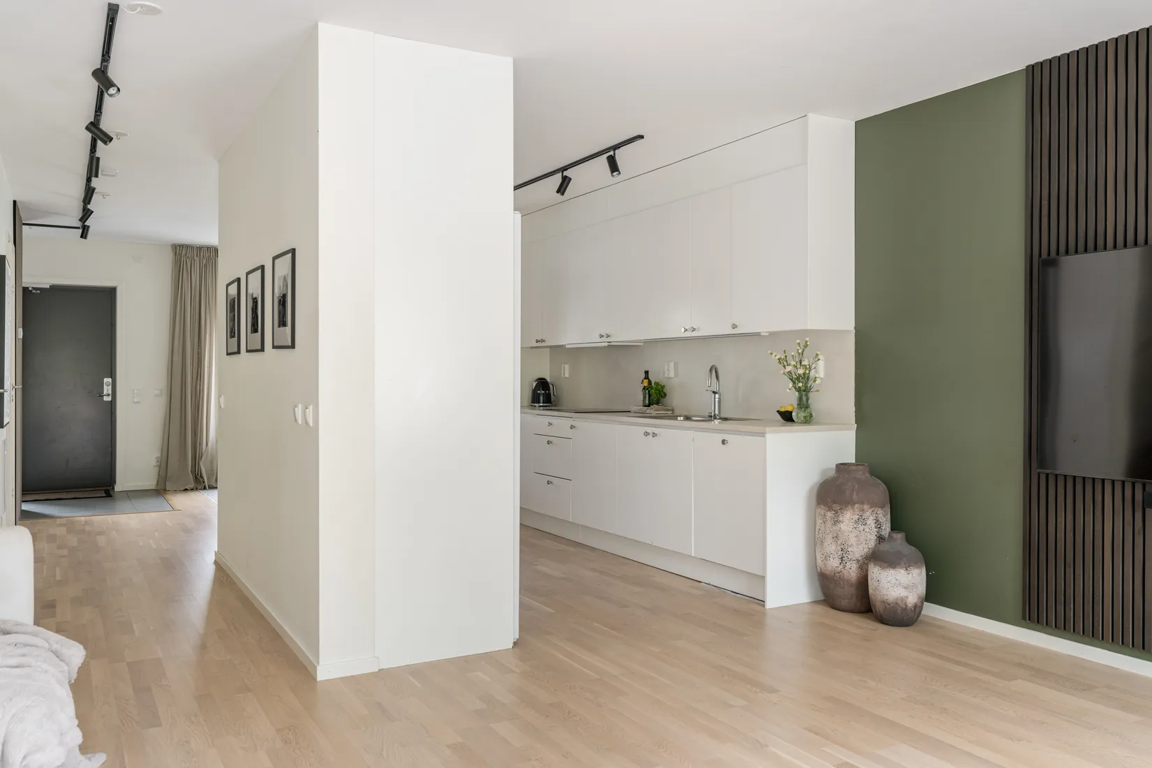 Radhus, Viggholmsvägen 7, Skärholmen, Stockholm