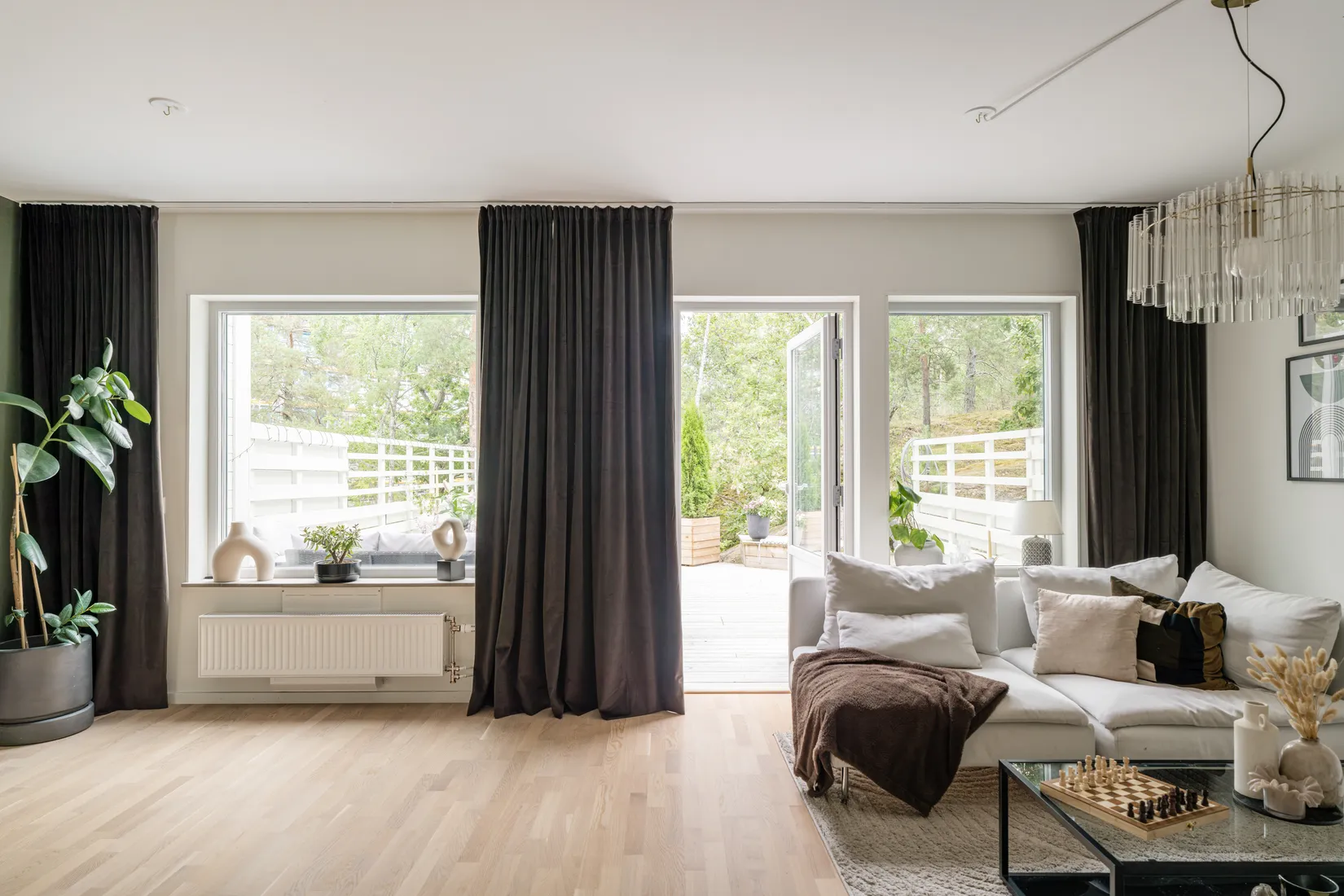 Radhus, Viggholmsvägen 7, Skärholmen, Stockholm