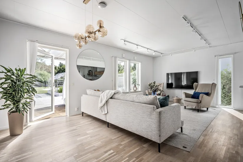 Villa, Daggrosvägen 4, Solsäter, Haninge
