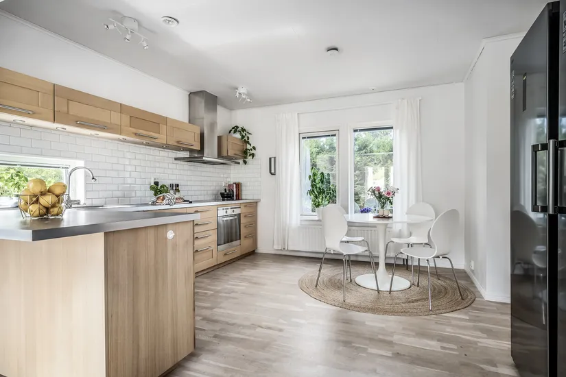 Villa, Daggrosvägen 4, Solsäter, Haninge