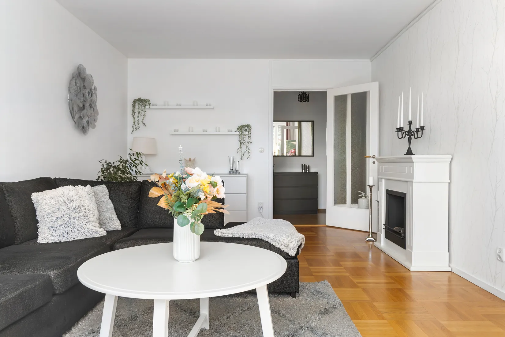 Bostadsrätt, Mockasinvägen 14, vån 2, Älvsjö Solberga, Stockholm
