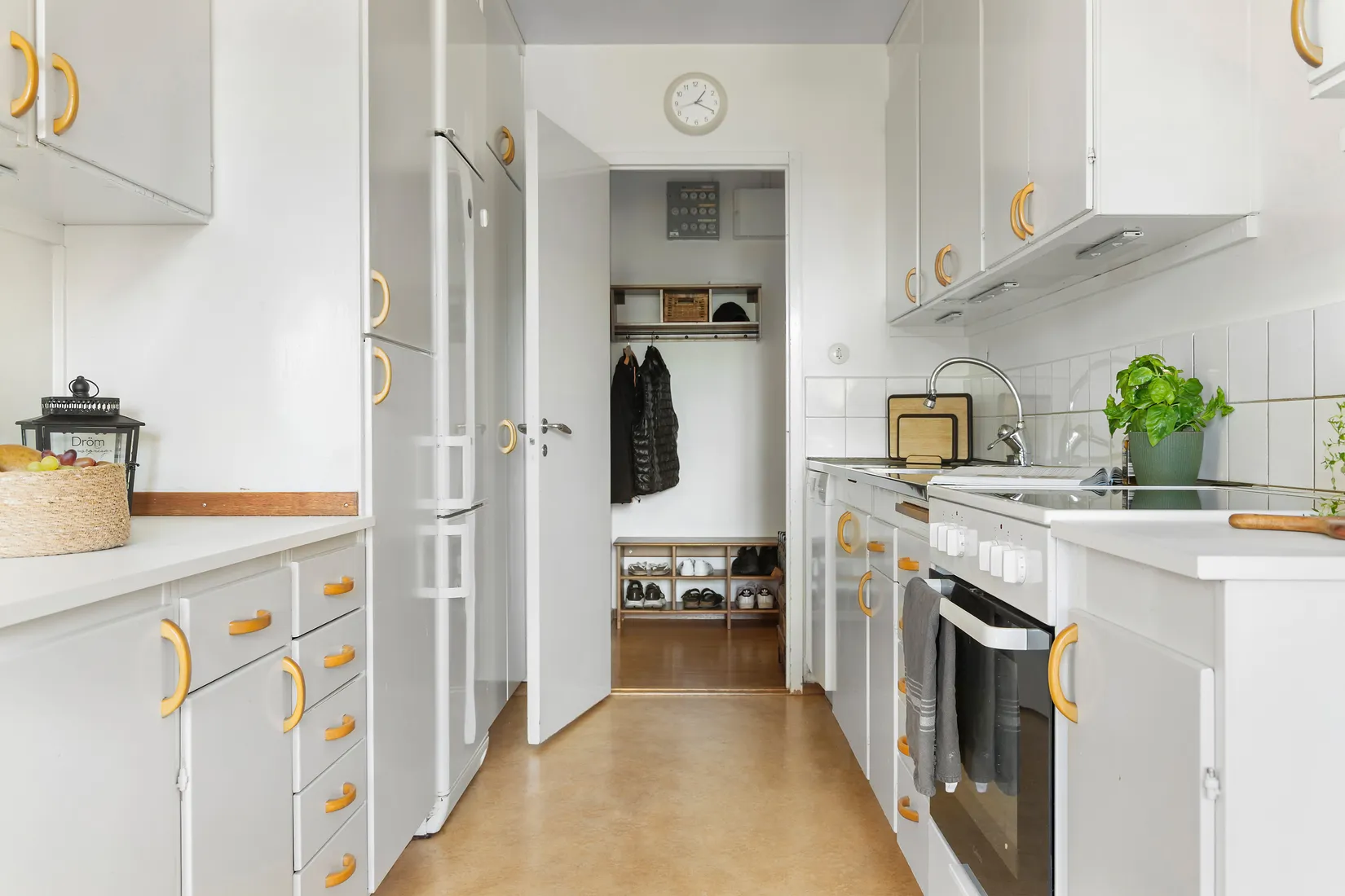 Bostadsrätt, Mockasinvägen 14, vån 2, Älvsjö Solberga, Stockholm