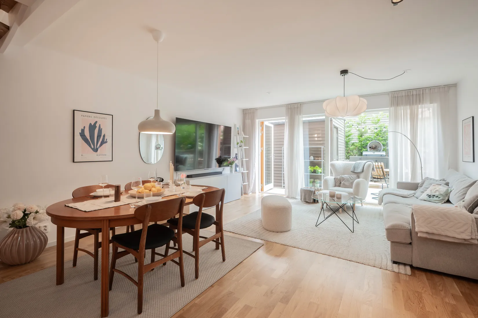 Radhus, Stationsvägen 21B, Centrala Stuvsta, Huddinge