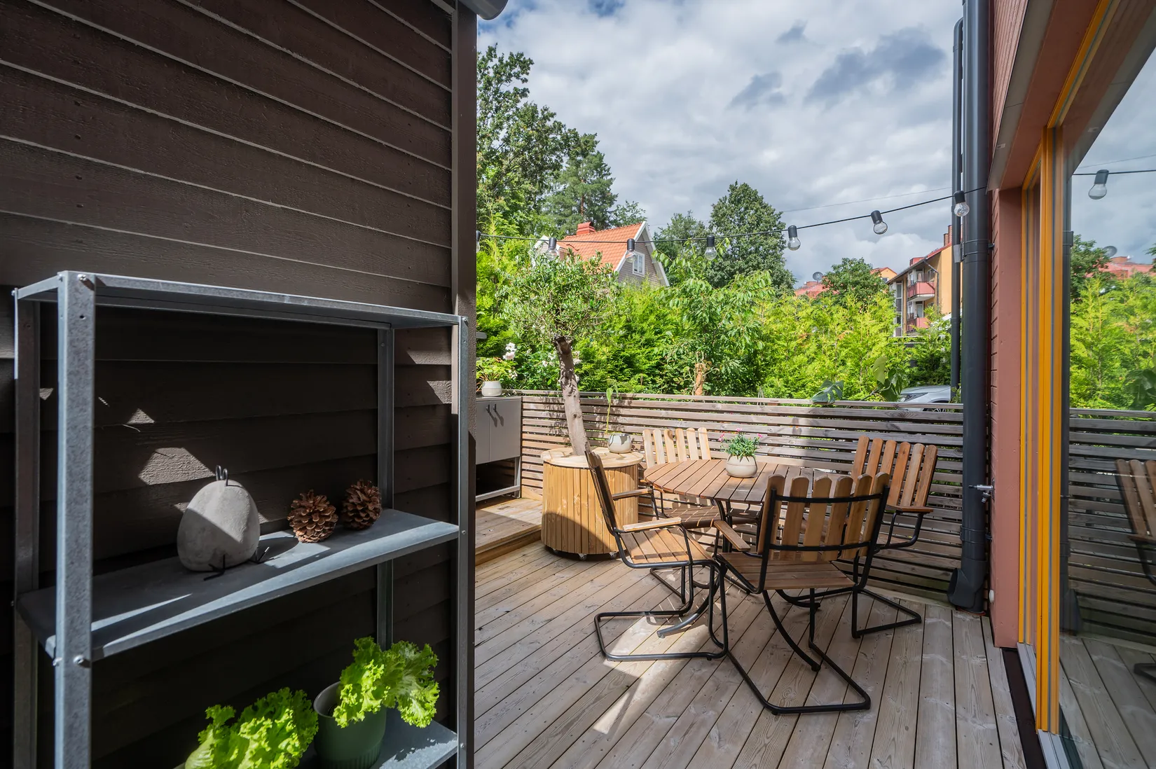 Radhus, Stationsvägen 21B, Centrala Stuvsta, Huddinge