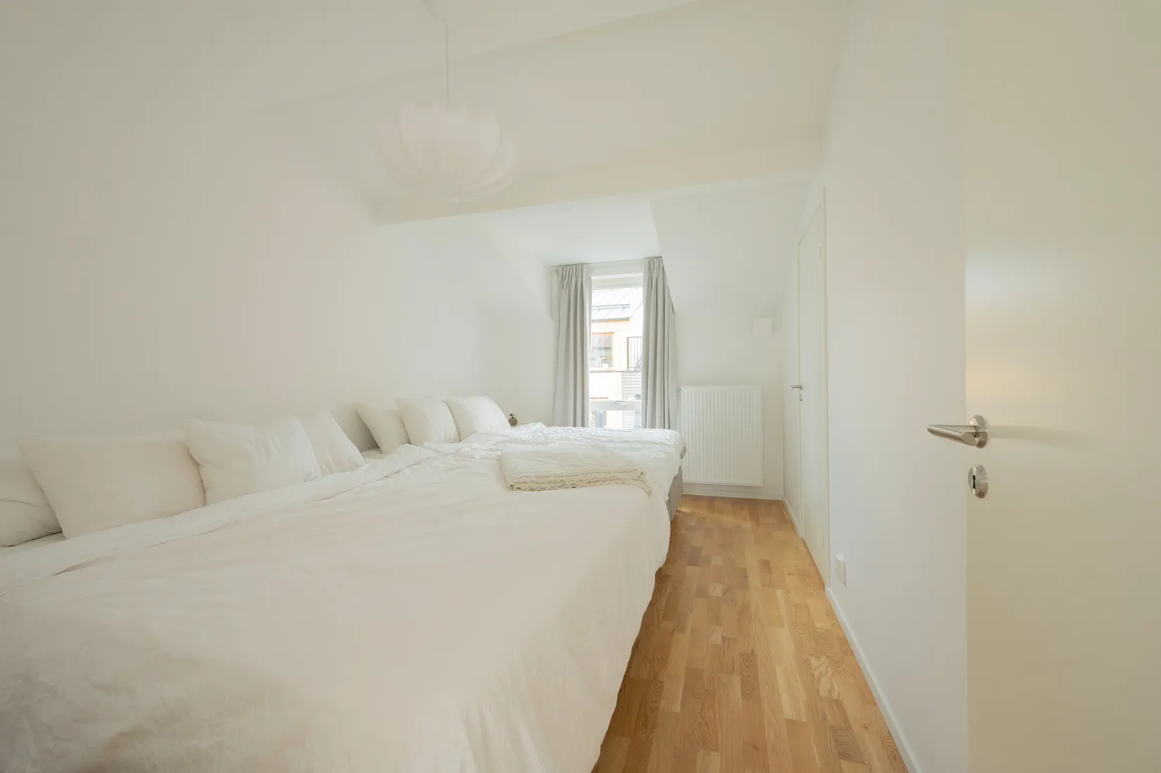 Radhus, Stationsvägen 21B, Centrala Stuvsta, Huddinge