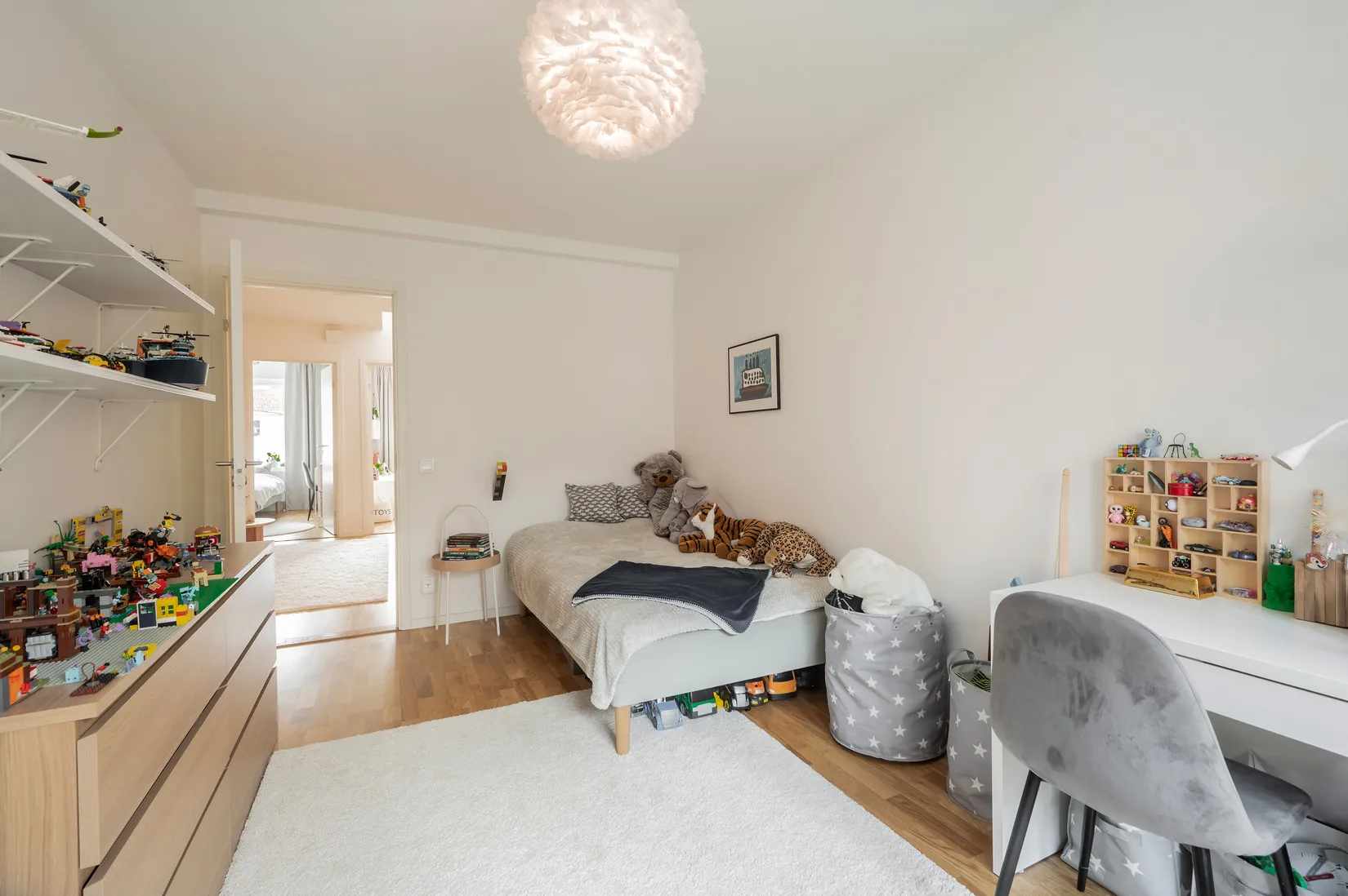 Radhus, Stationsvägen 21B, Centrala Stuvsta, Huddinge