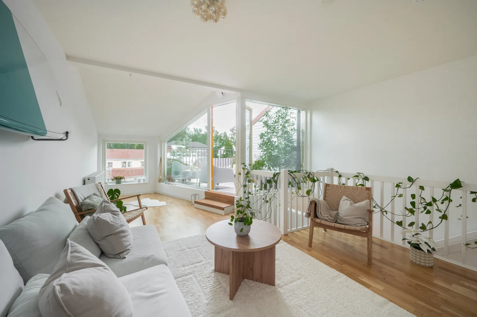 Radhus, Stationsvägen 21B, Centrala Stuvsta, Huddinge