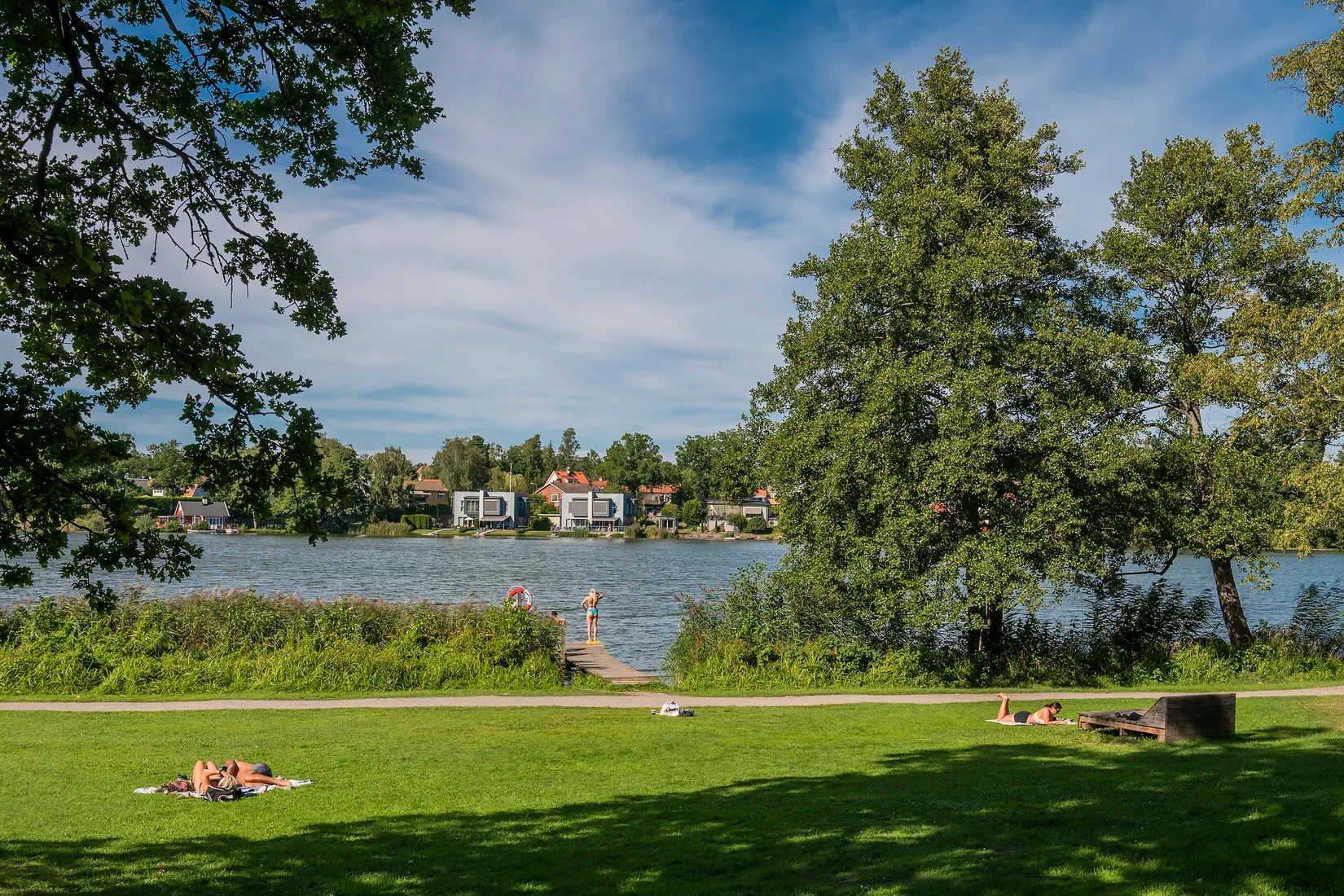 Radhus, Stationsvägen 21B, Centrala Stuvsta, Huddinge