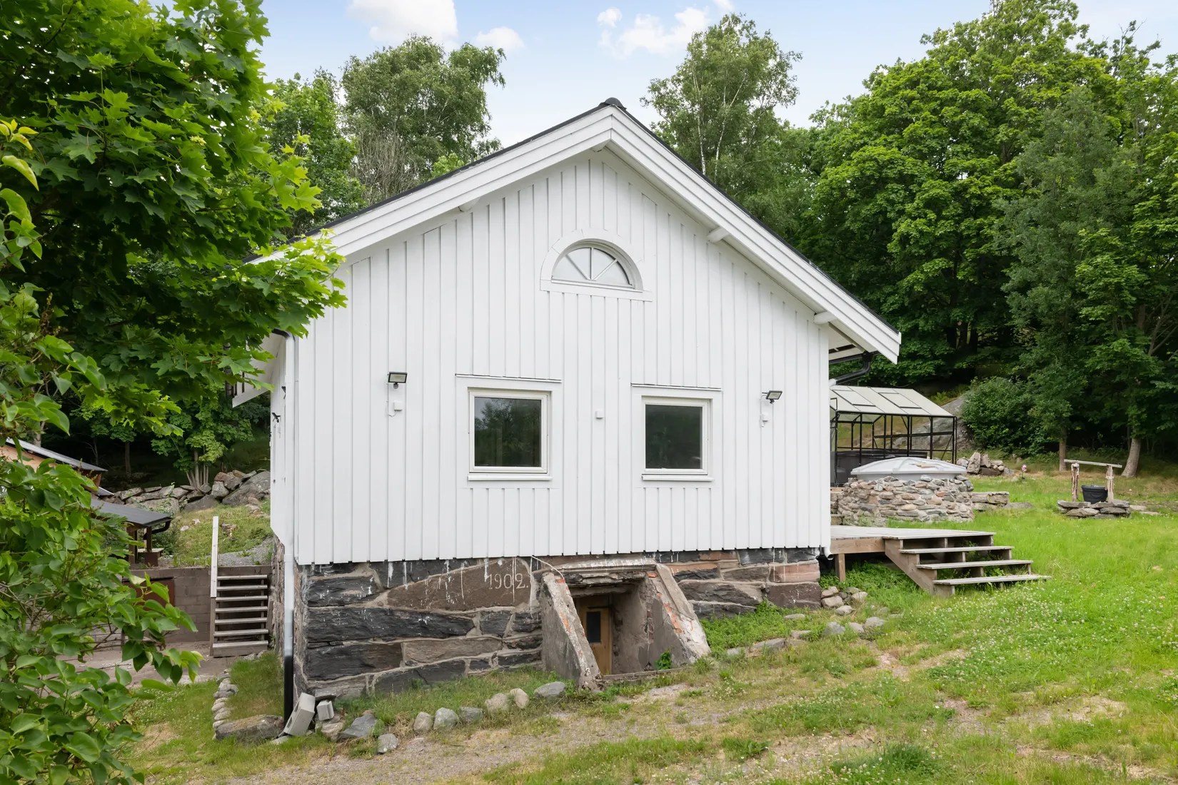 Gård/Skog, Osbacken 105, Nol, Ale