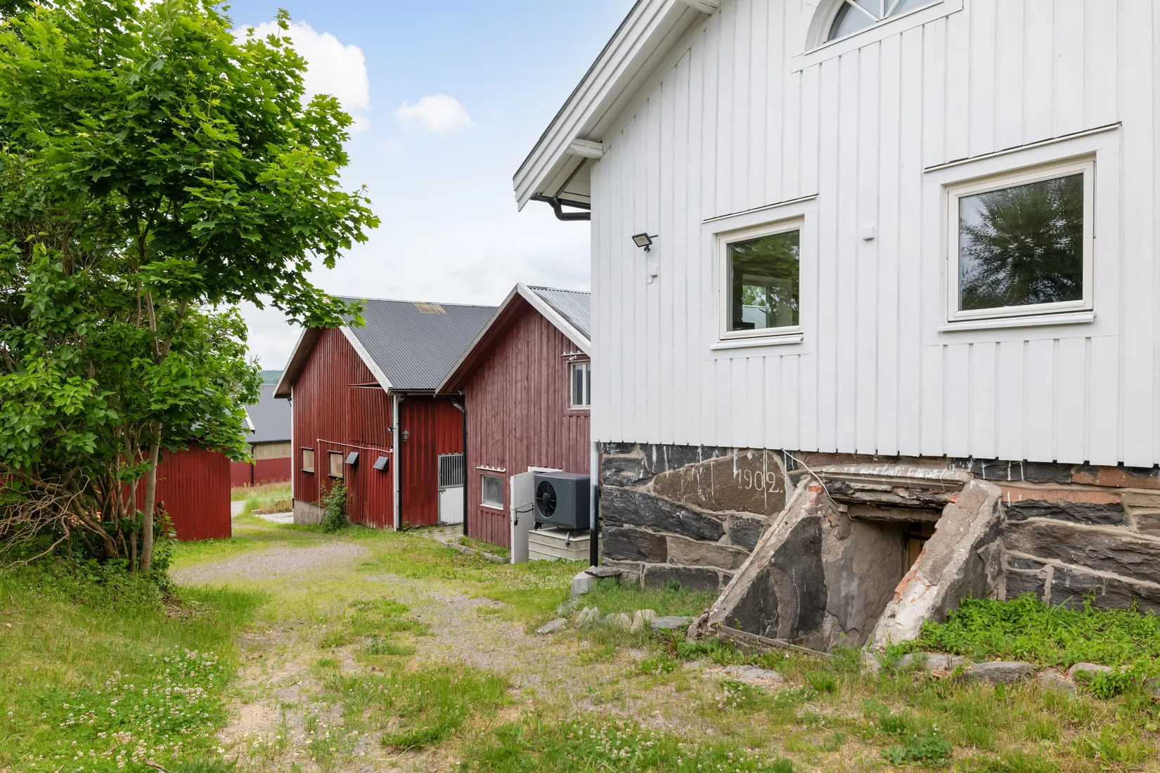 Gård/Skog, Osbacken 105, Nol, Ale