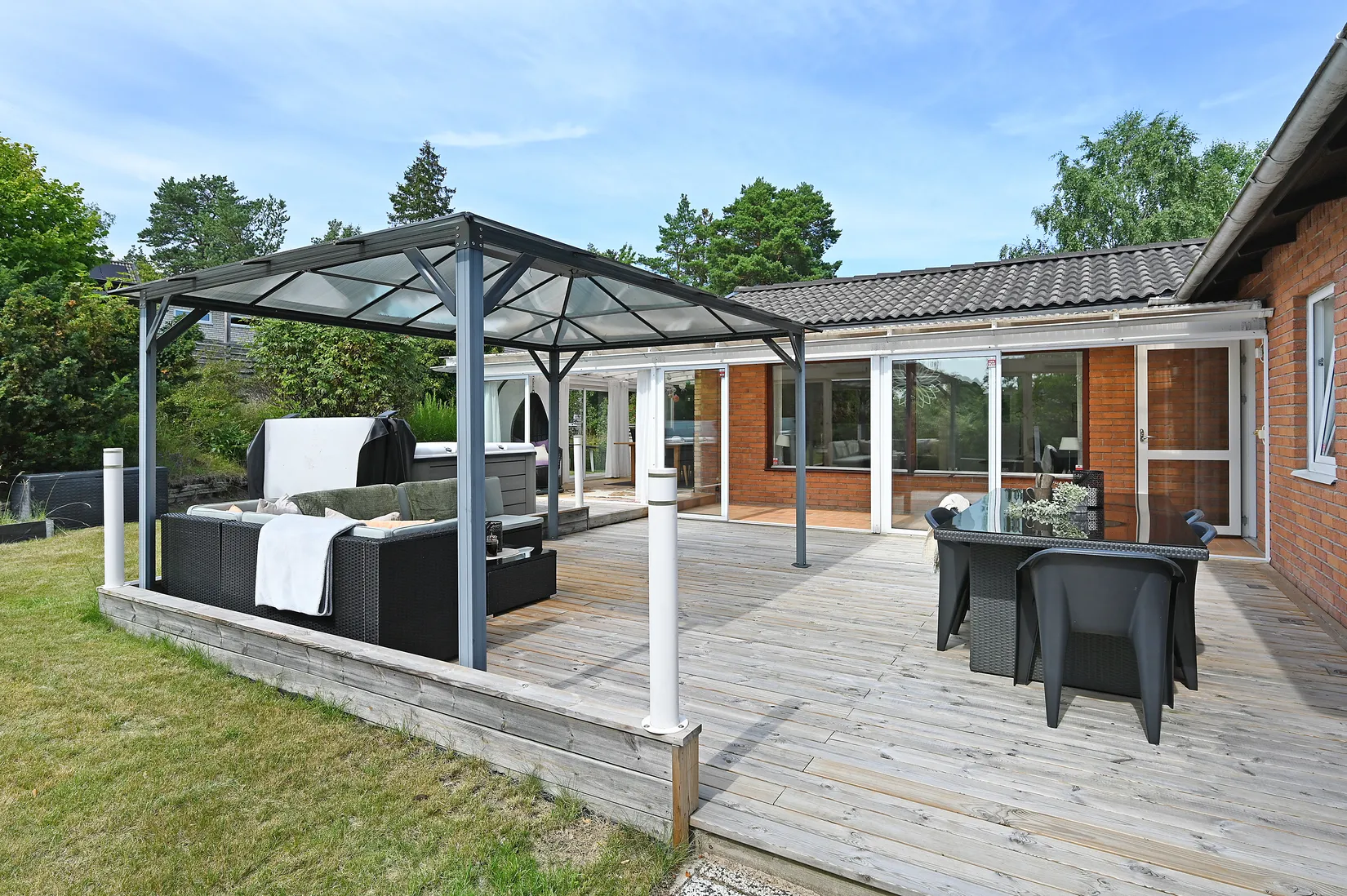 Villa, Rödhakevägen 4, Barkarby, Järfälla