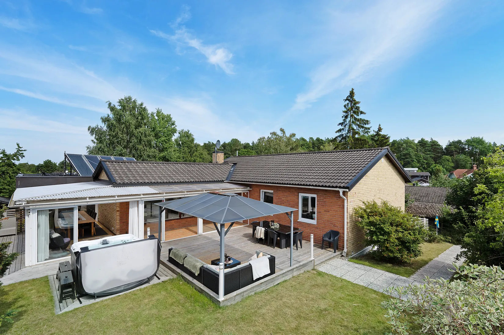 Villa, Rödhakevägen 4, Barkarby, Järfälla