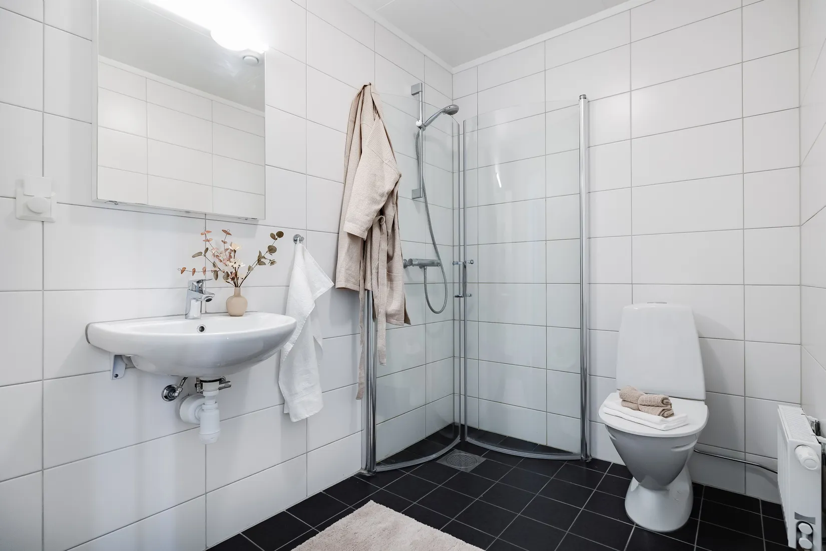 Radhus, Viktor Dahléns väg 88D, Mosås, Örebro