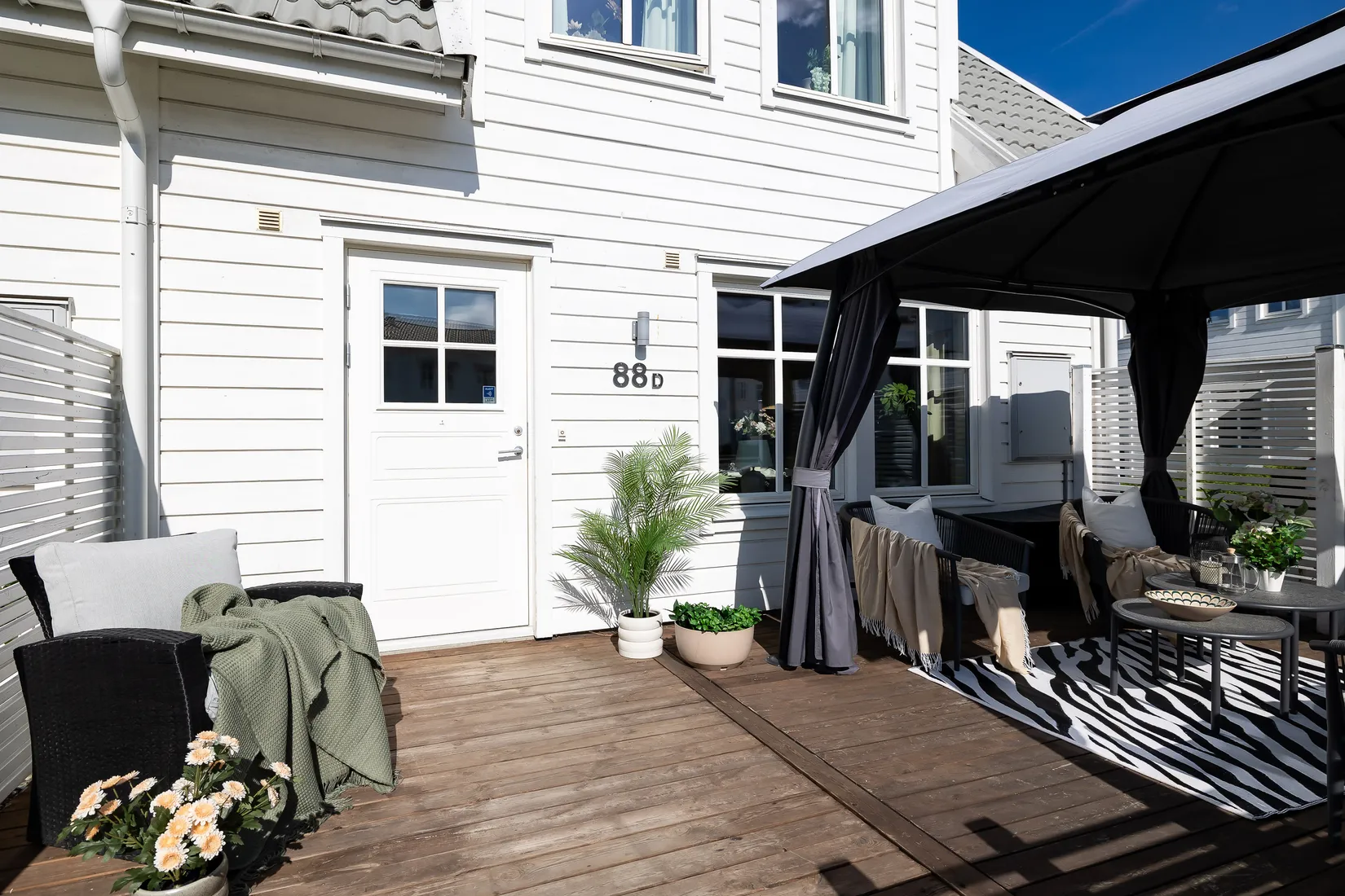 Radhus, Viktor Dahléns väg 88D, Mosås, Örebro